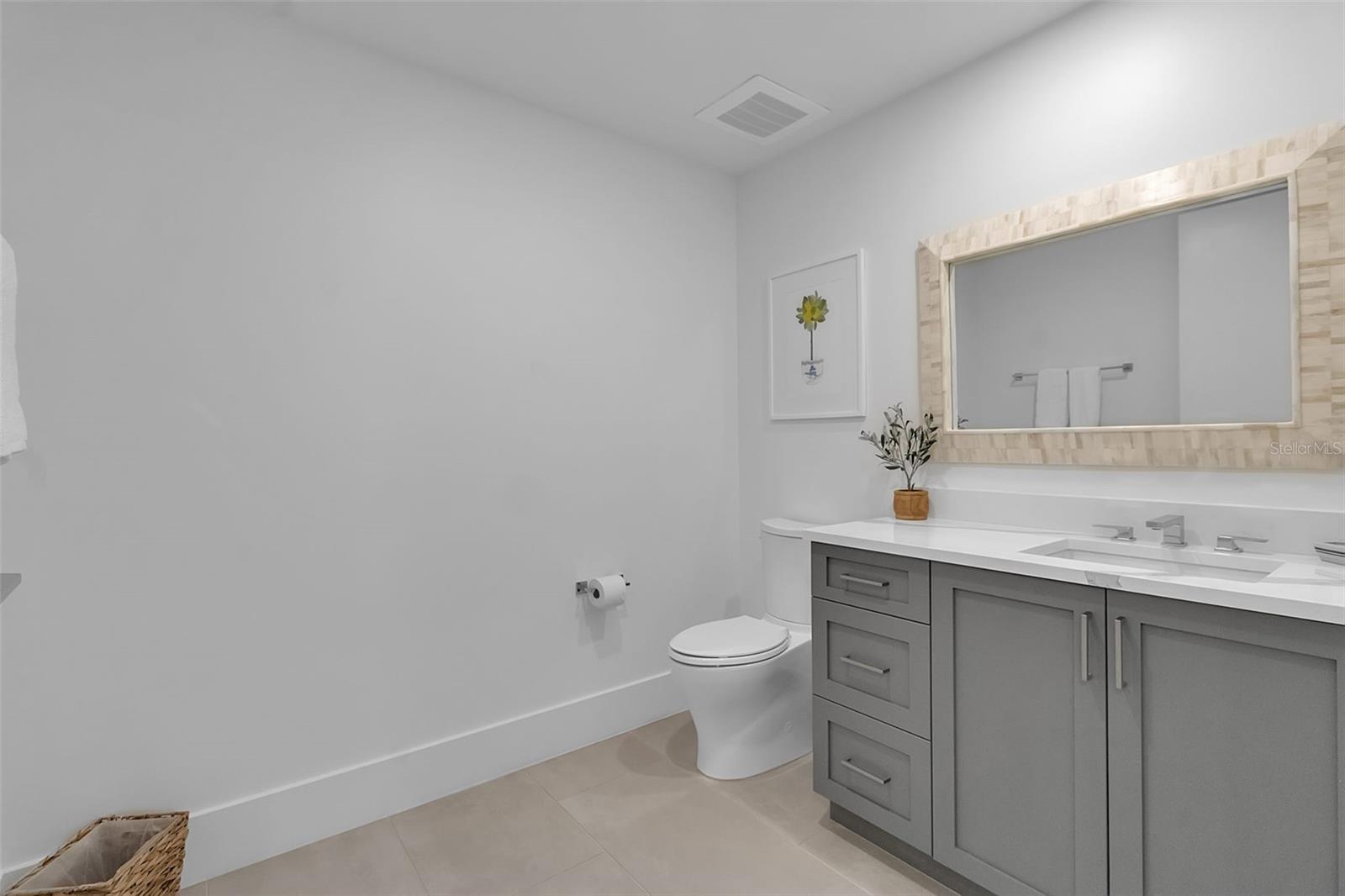 1035 Seaside Dr #308 Property Photo 12
