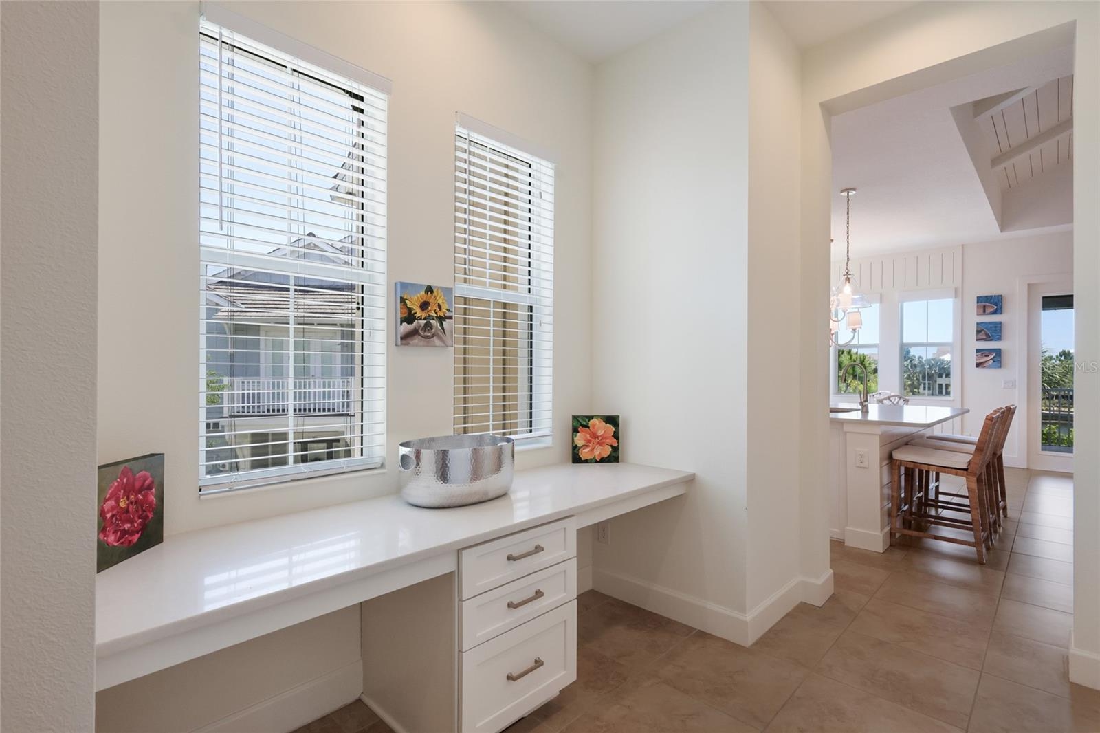 258 Sapphire Lake Dr #202 Property Photo 16