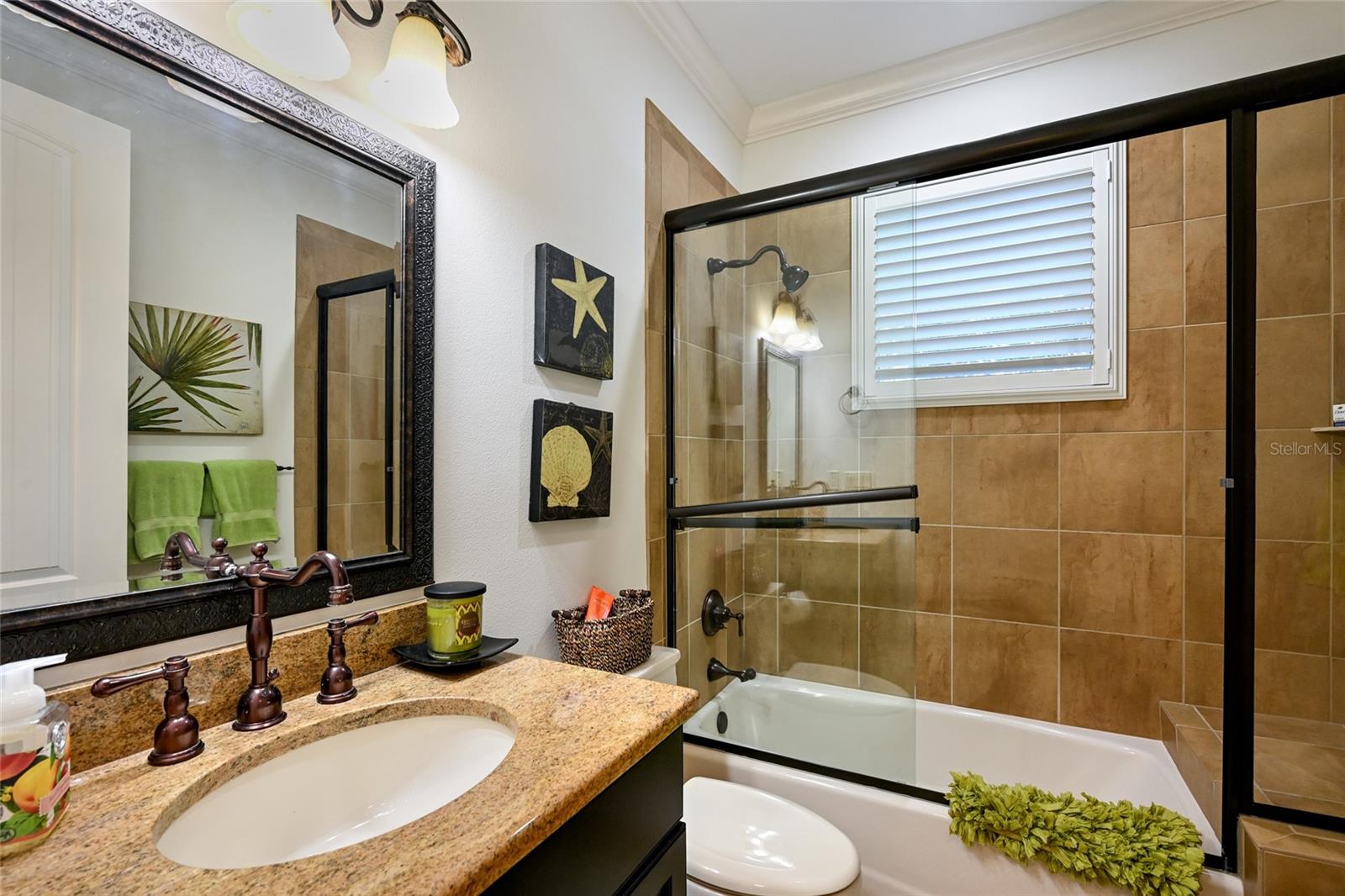109 6th St N #a & B Property Photo 48