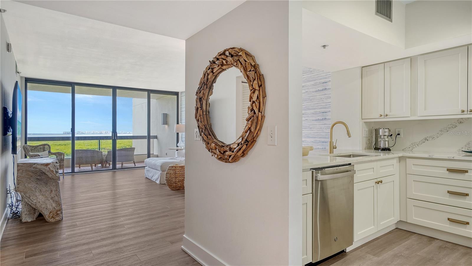 1930 Harbourside Dr #122 Property Photo 18