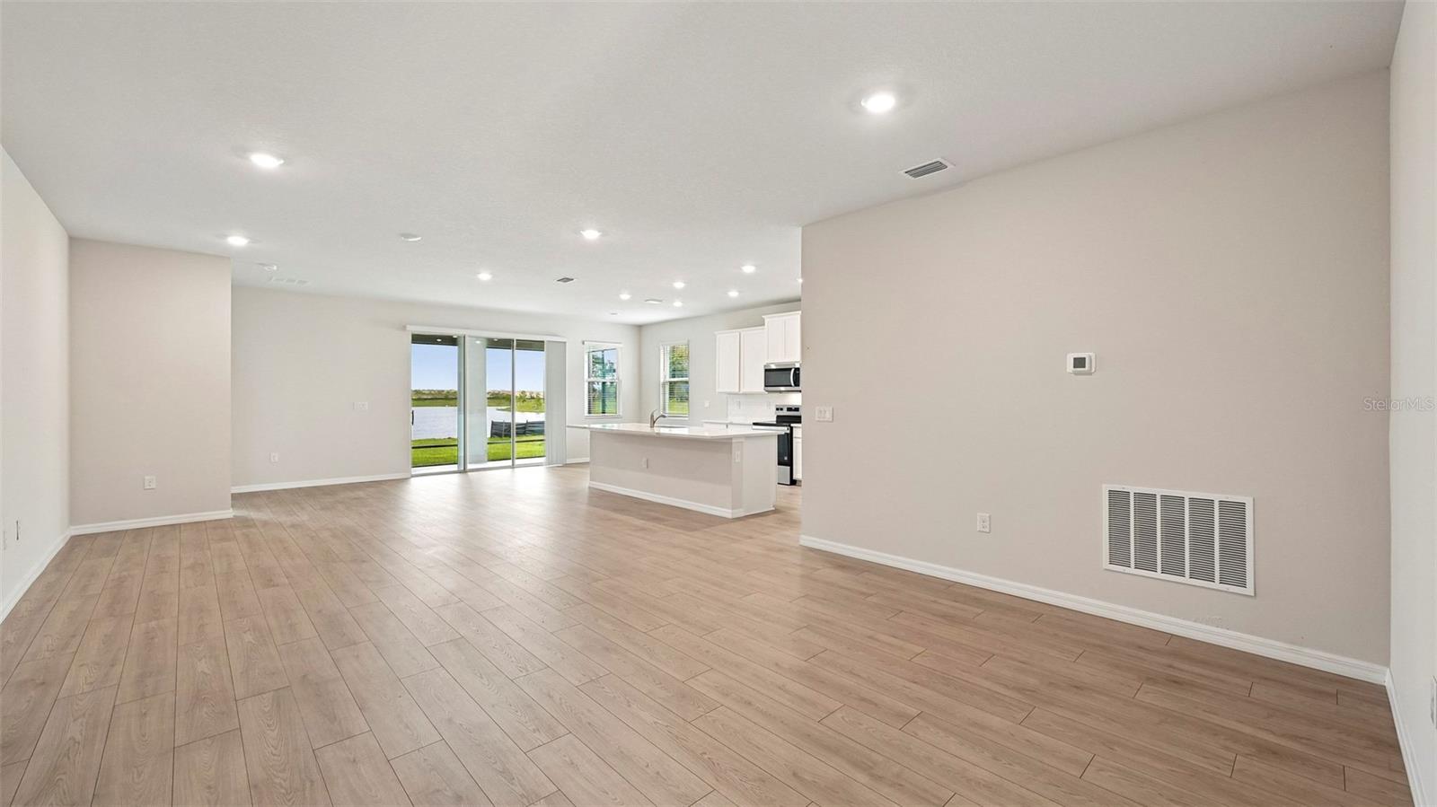 1505 Love Grass Ter Property Photo 9
