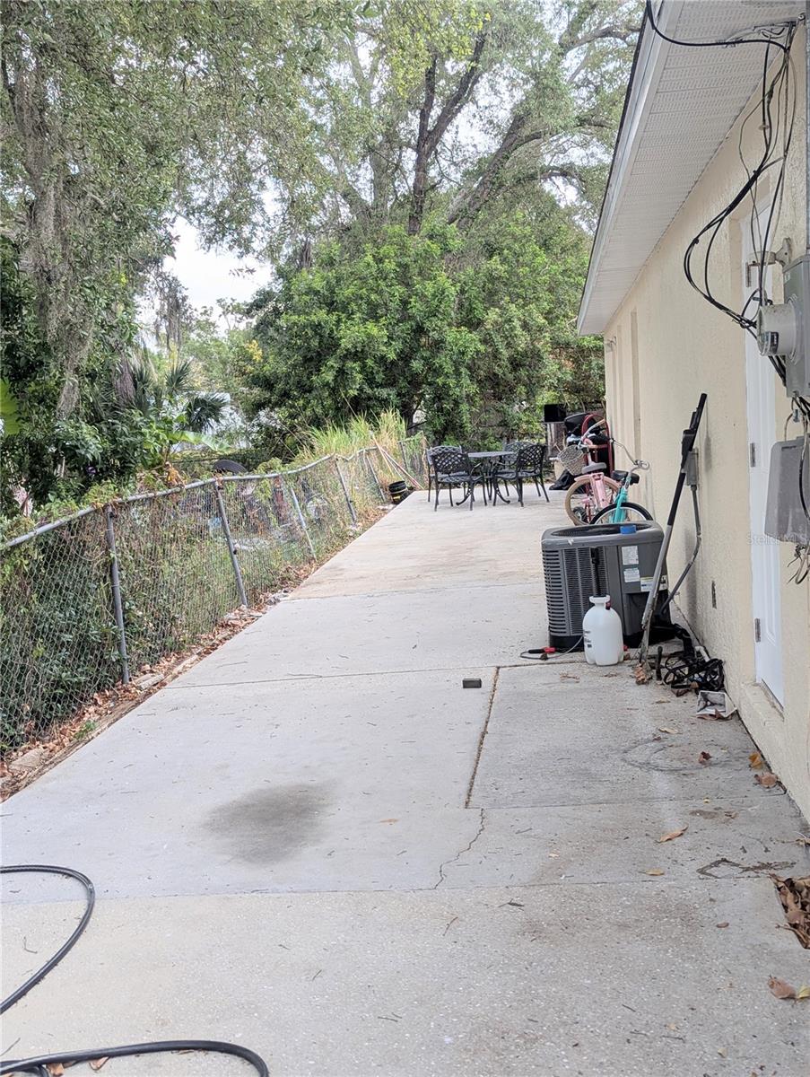 1808 36th Ave E Property Photo 2