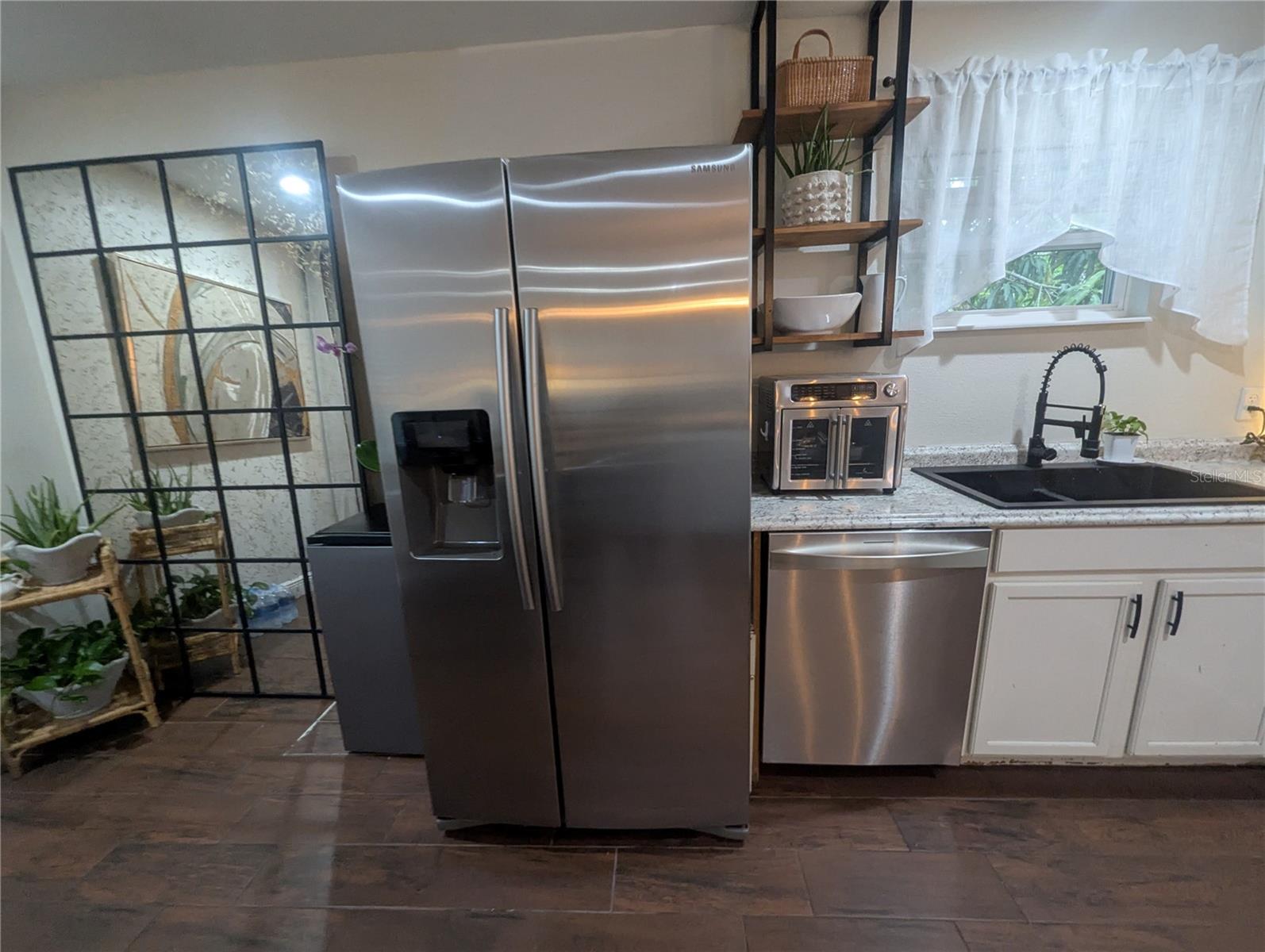 1808 36th Ave E Property Photo 9