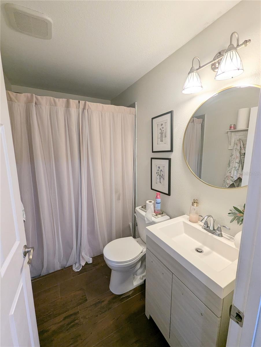 1808 36th Ave E Property Photo 12