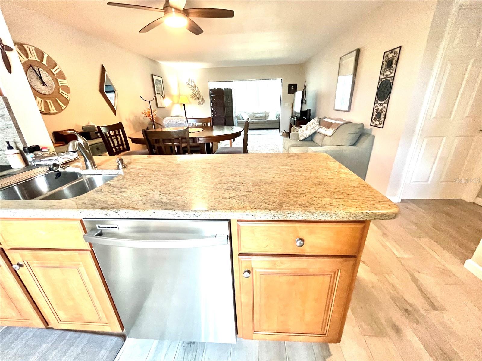 335 Springdale Dr #0 Property Photo 10