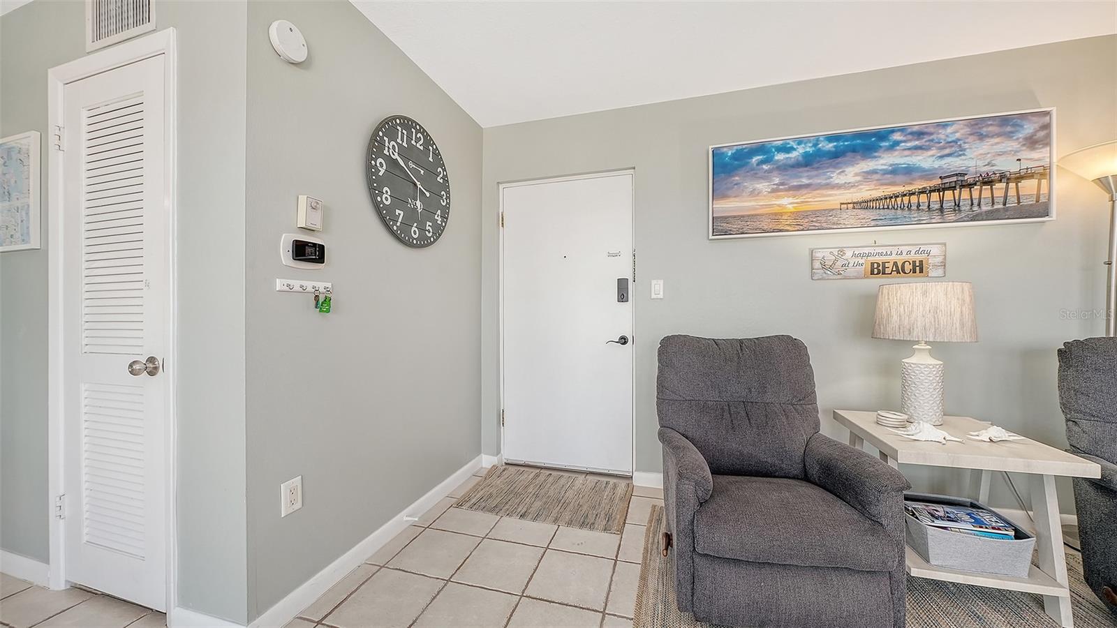 1255 Tarpon Center Dr #406 Property Photo 8