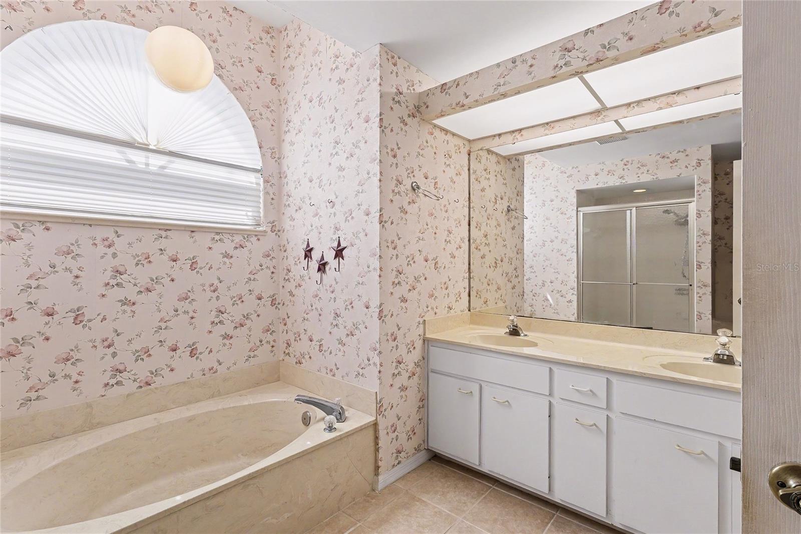 5657 29th Street Cir E Property Photo 29