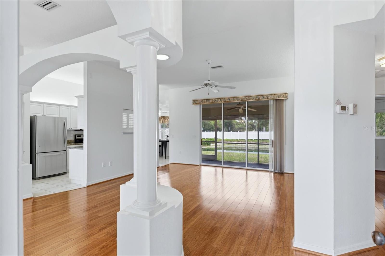 2404 50th Dr E Property Photo 5