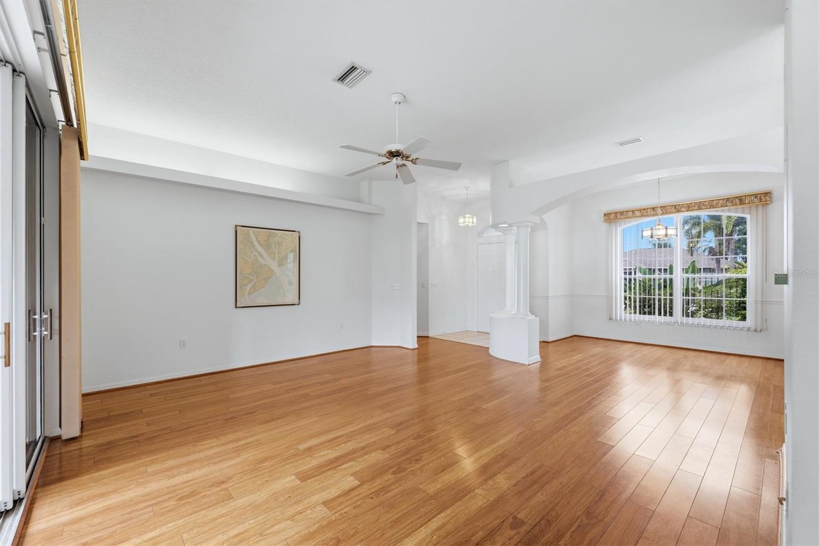 2404 50th Dr E Property Photo 15