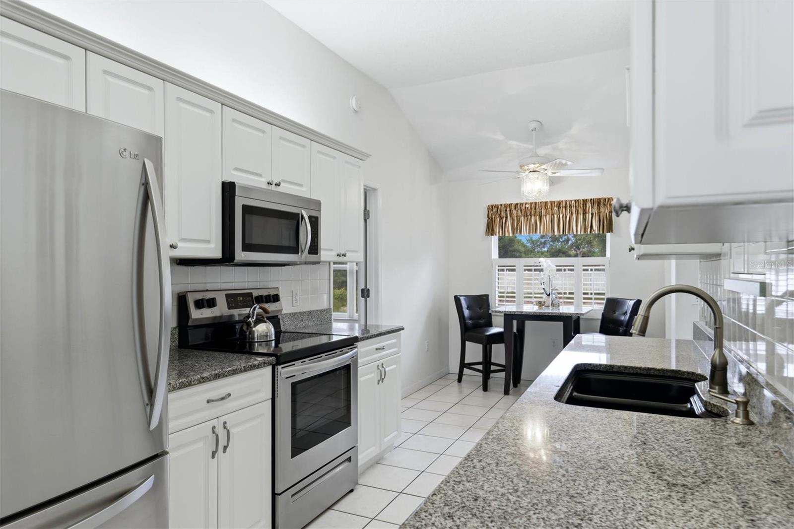 2404 50th Dr E Property Photo 17