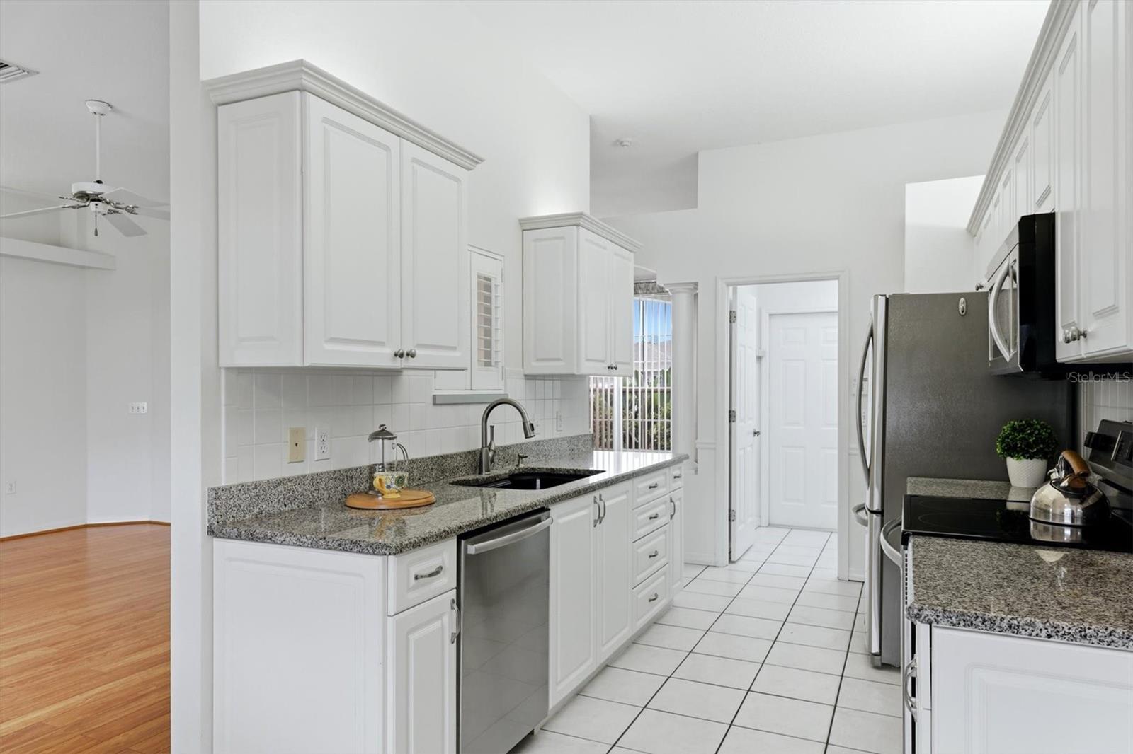 2404 50th Dr E Property Photo 18