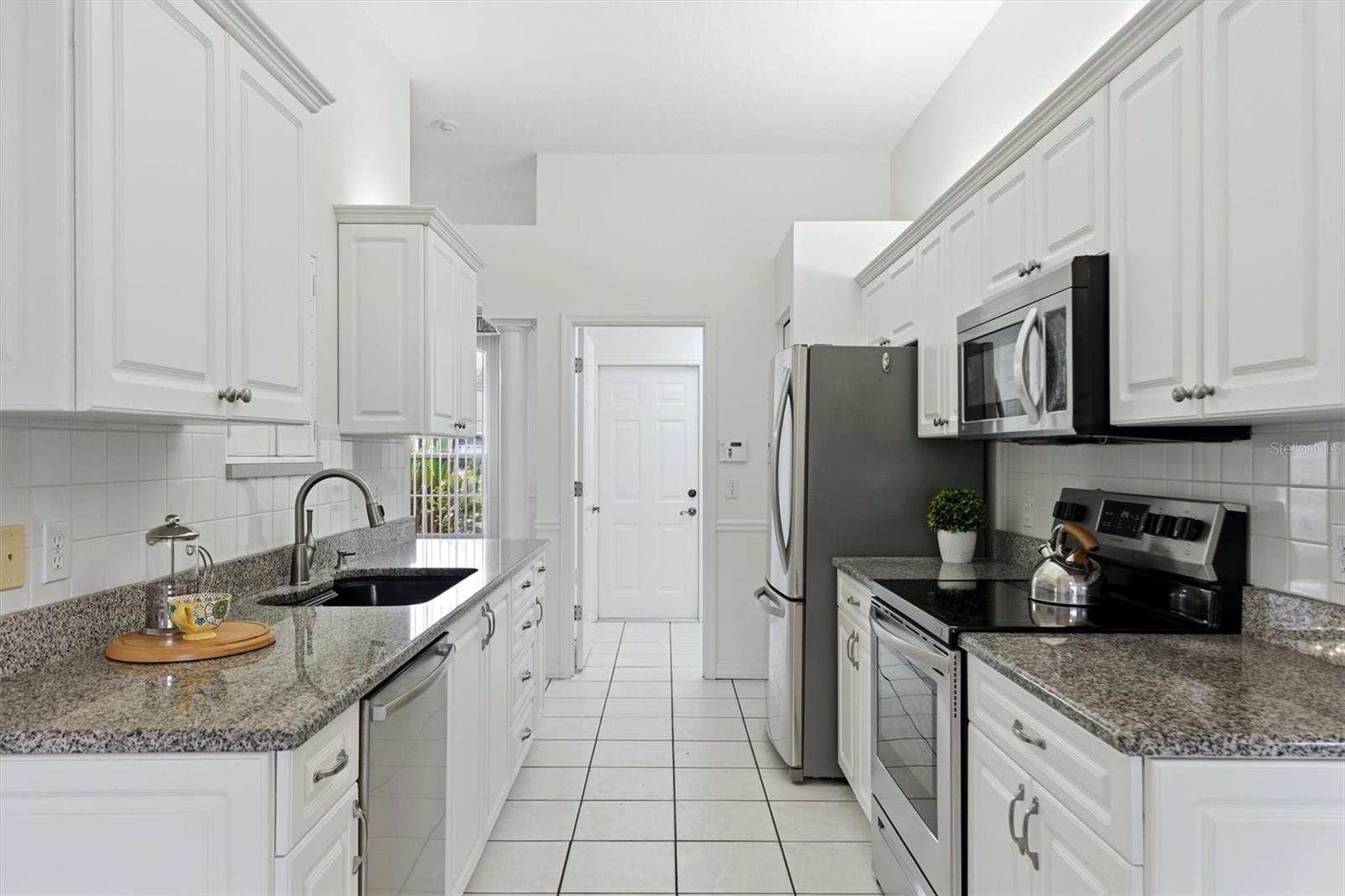 2404 50th Dr E Property Photo 19