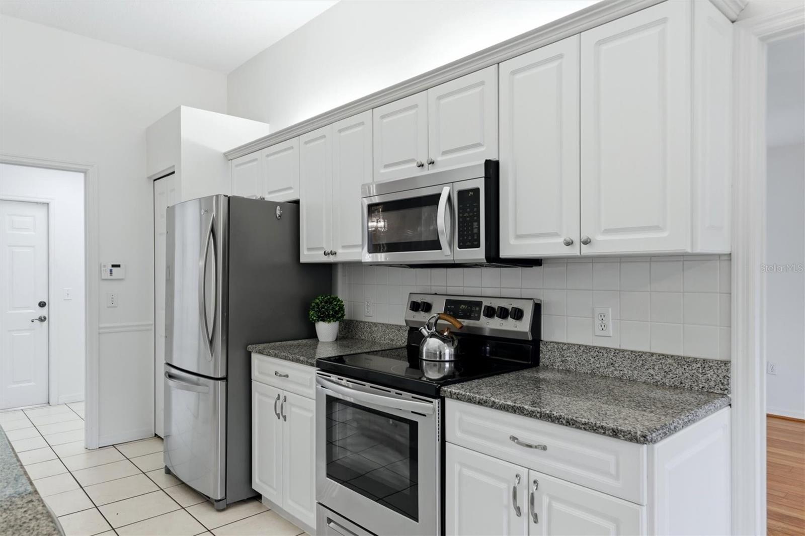 2404 50th Dr E Property Photo 21