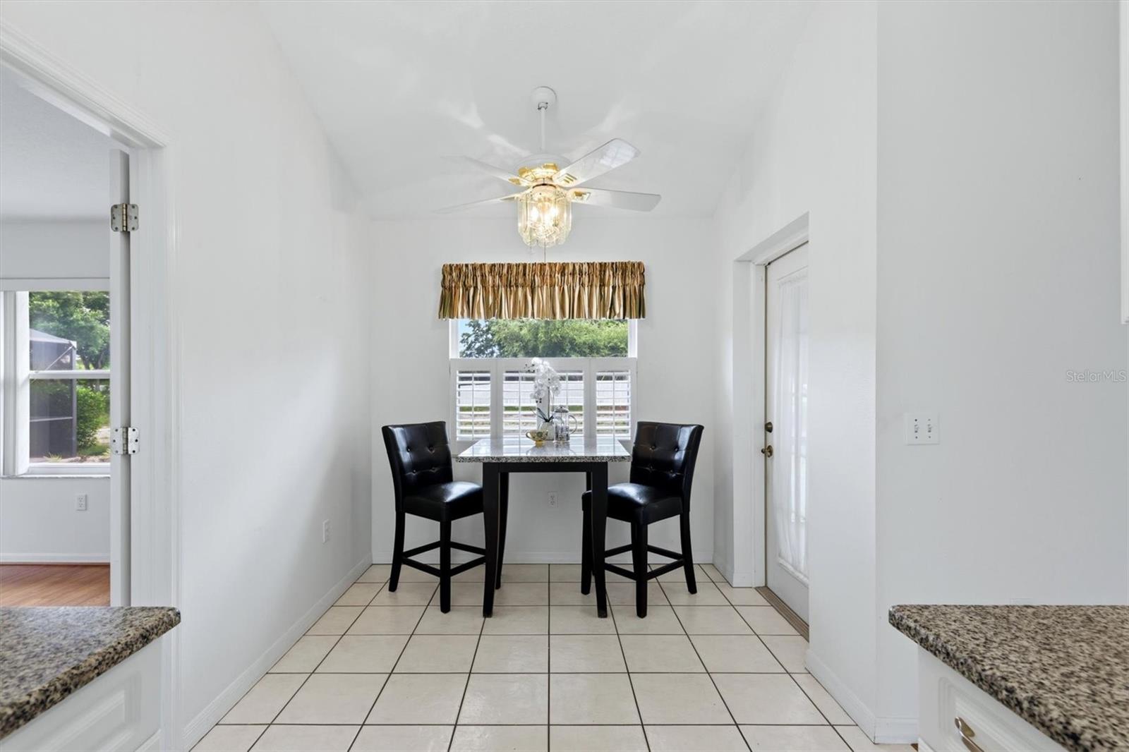 2404 50th Dr E Property Photo 23