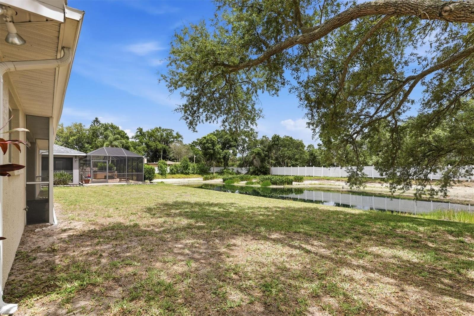 2404 50th Dr E Property Photo 41
