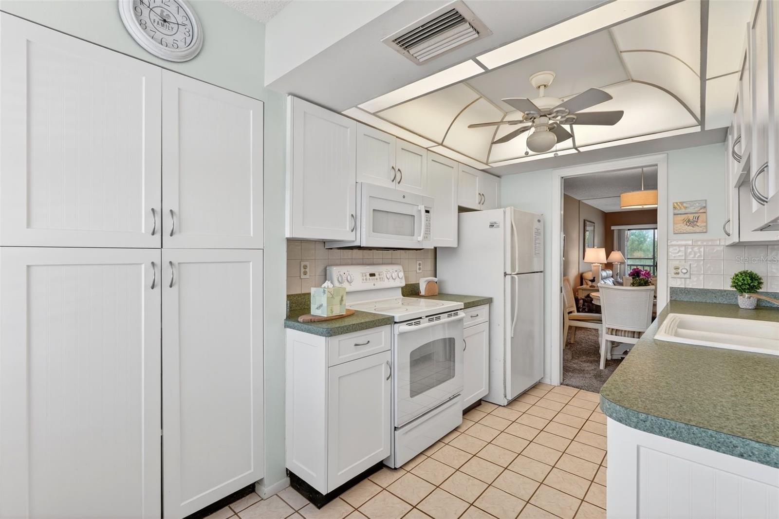 505 30th Ave W #e303 Property Photo 10