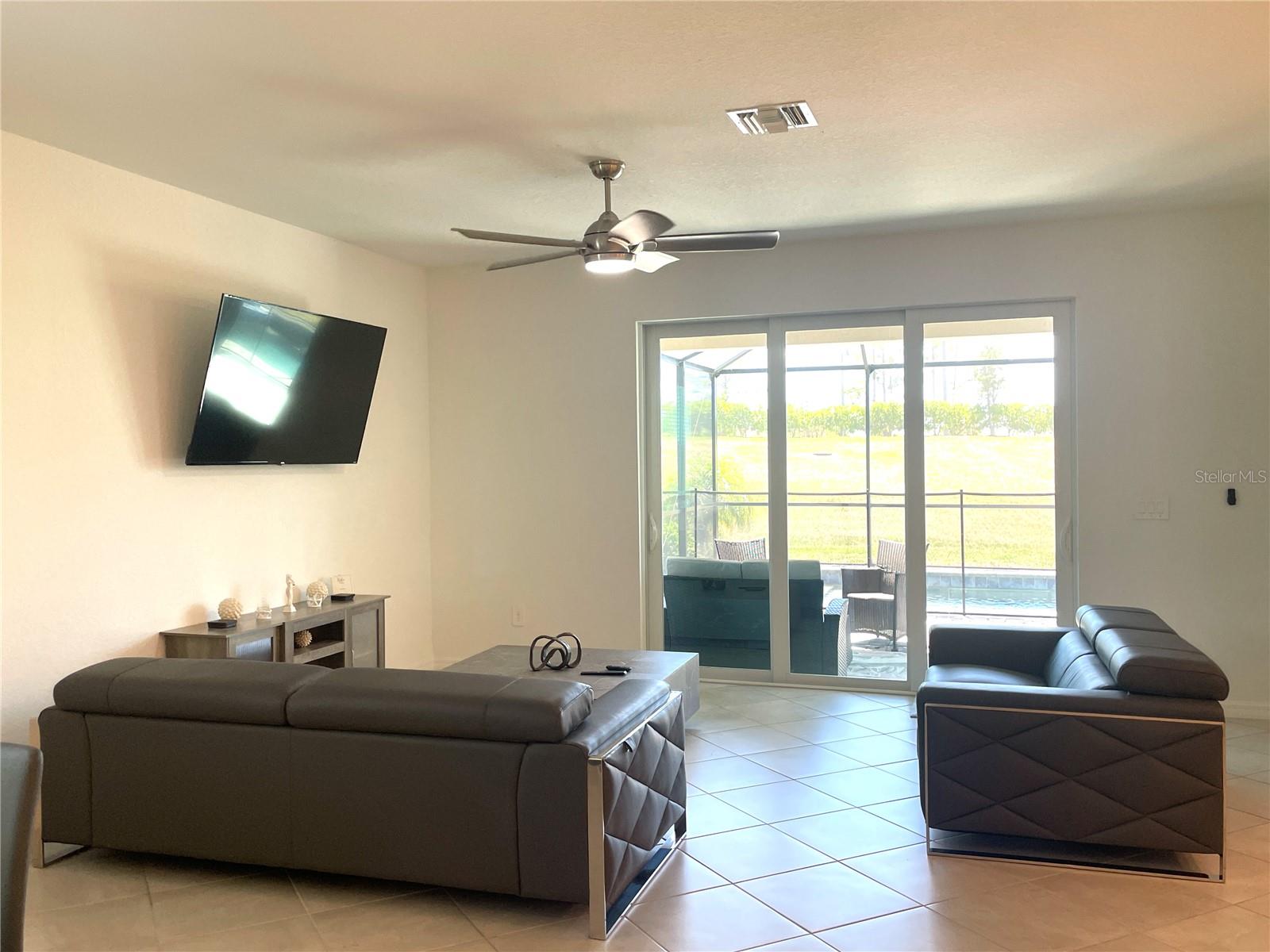 11141 Pinot Dr Property Photo 13