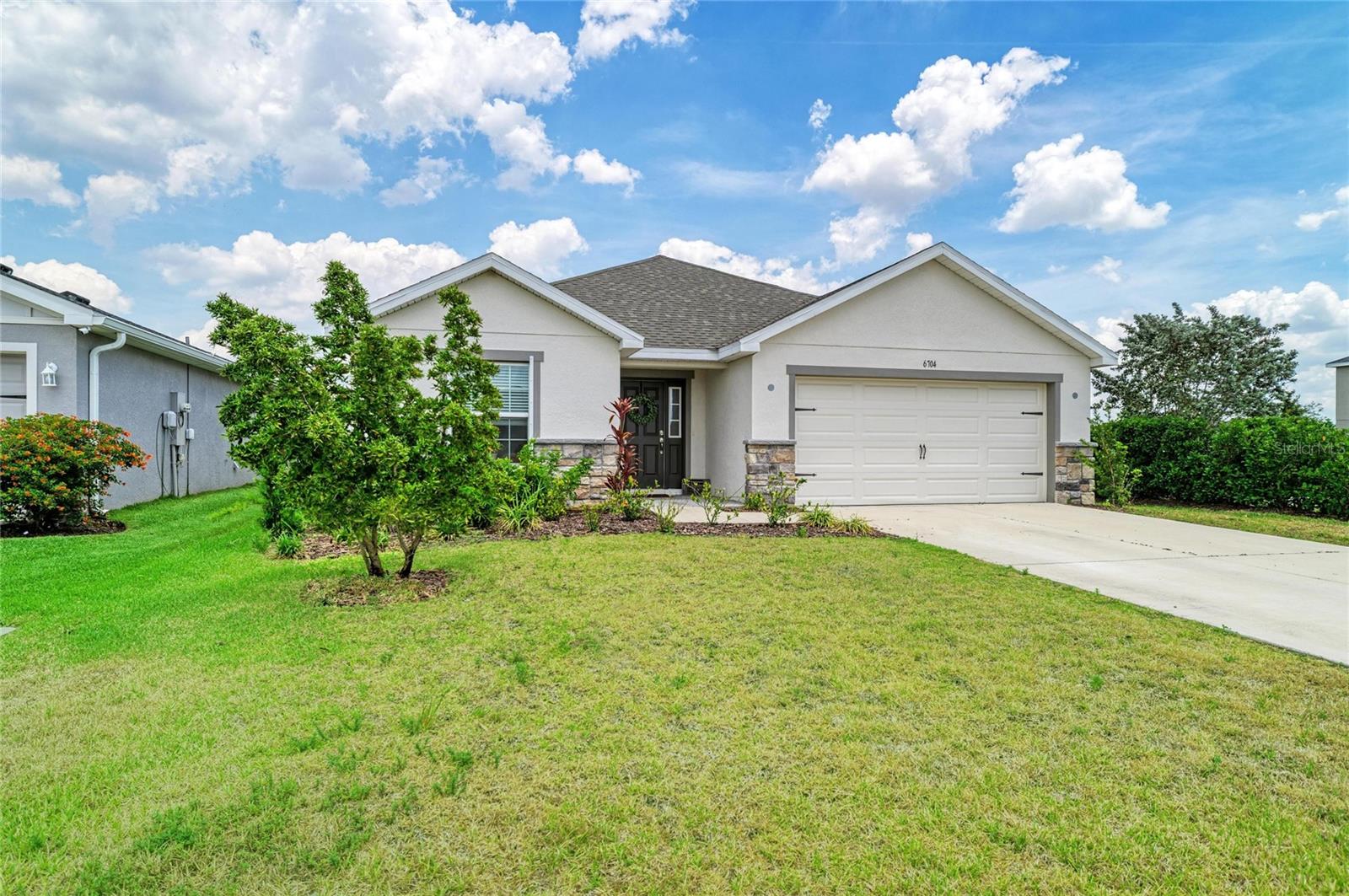 6704 162nd Pl E Property Photo 3
