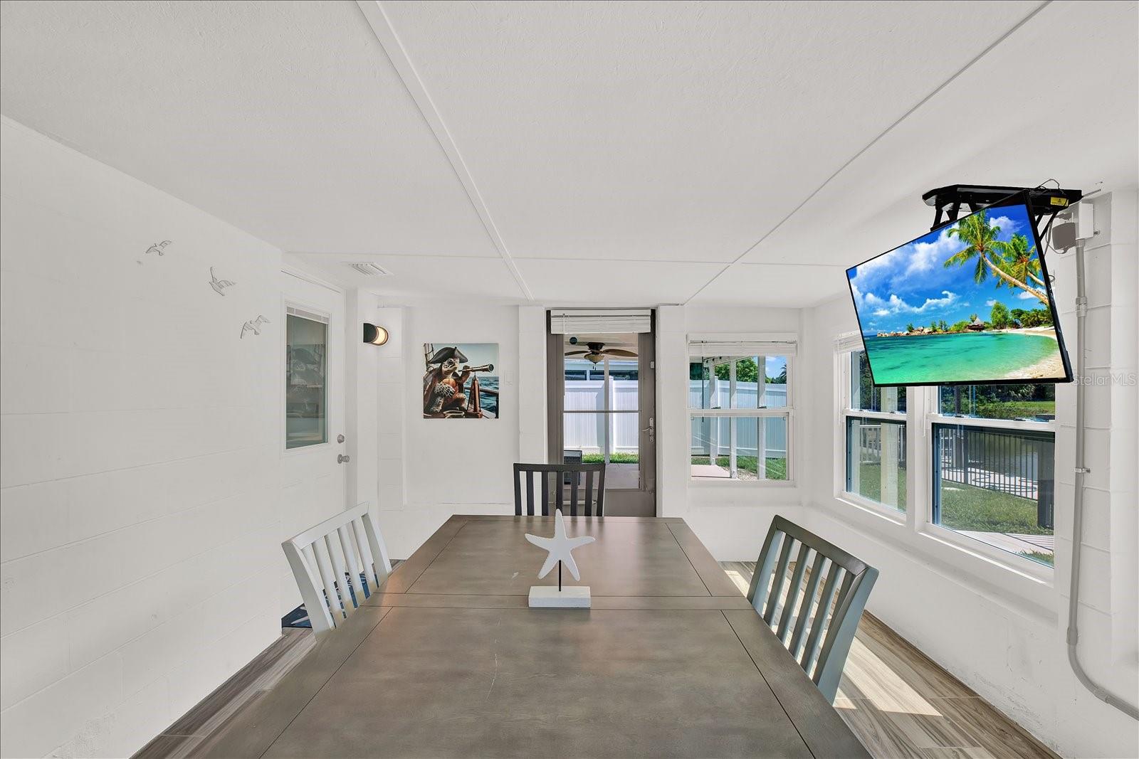 13526 Outboard Ct Property Photo 10