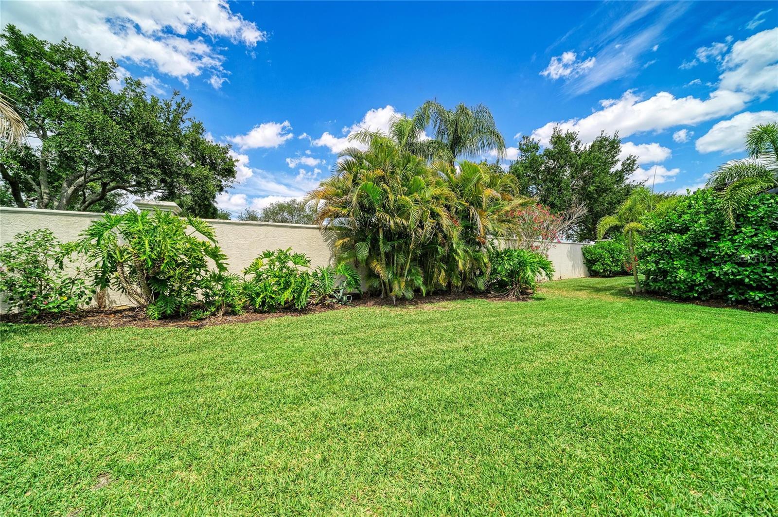 5819 Title Row Dr Property Photo 45