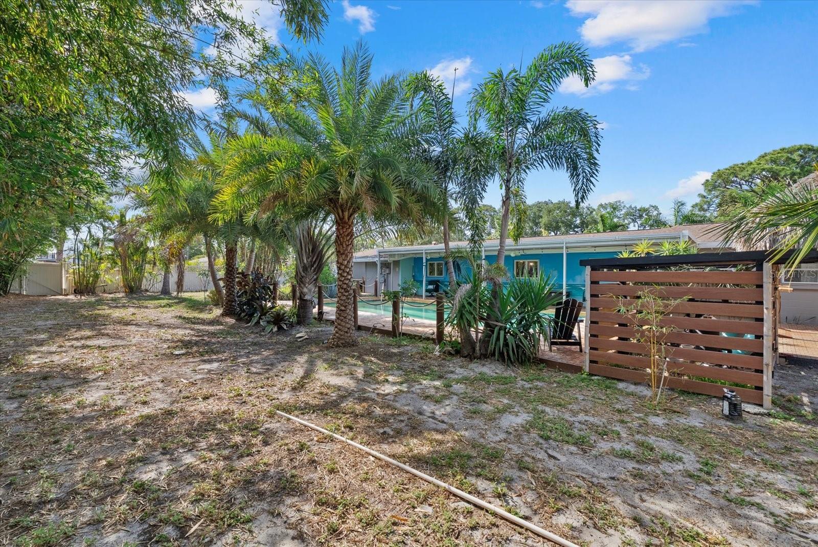 361 Scott Ave Property Photo 48