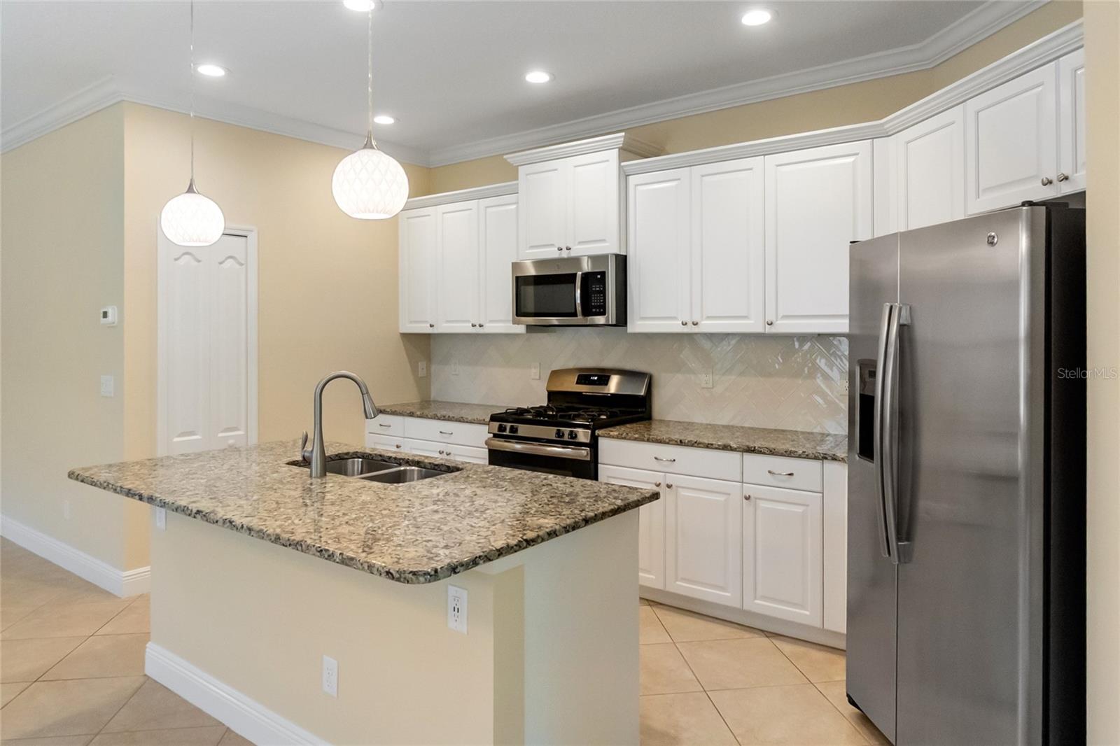 4226 Midnight Blue Run Property Photo 10
