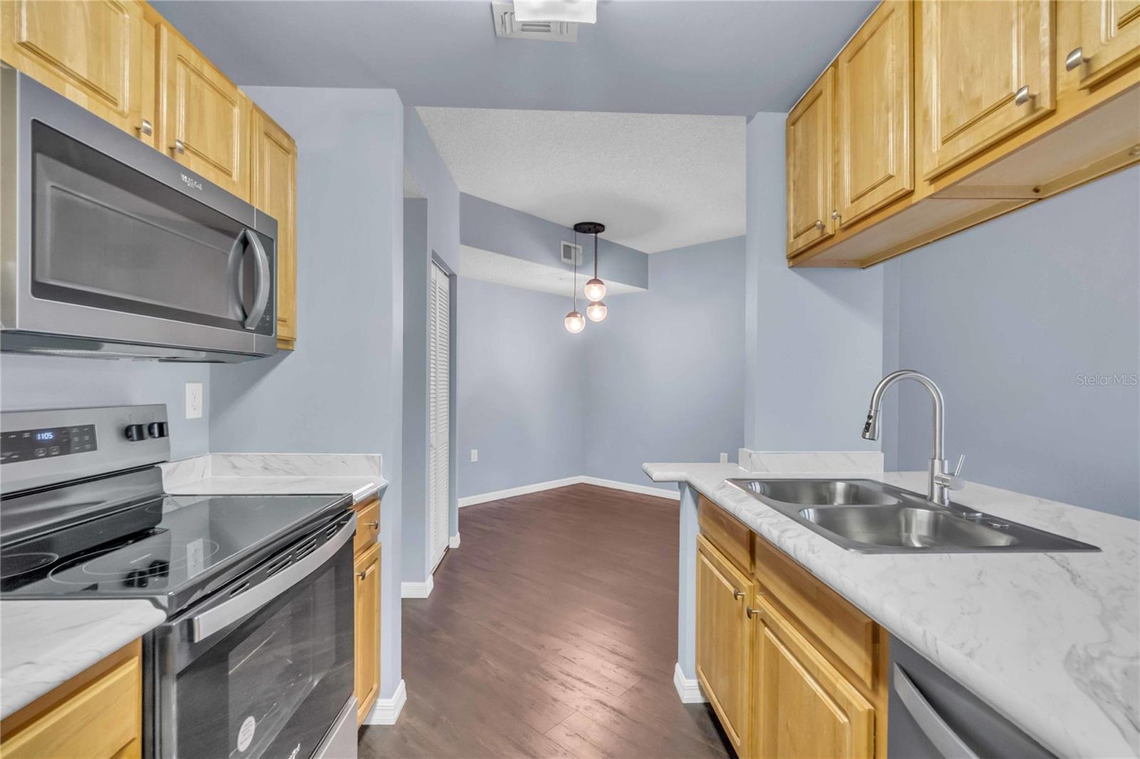 4763 Travini Cir #3-303 Property Photo 8