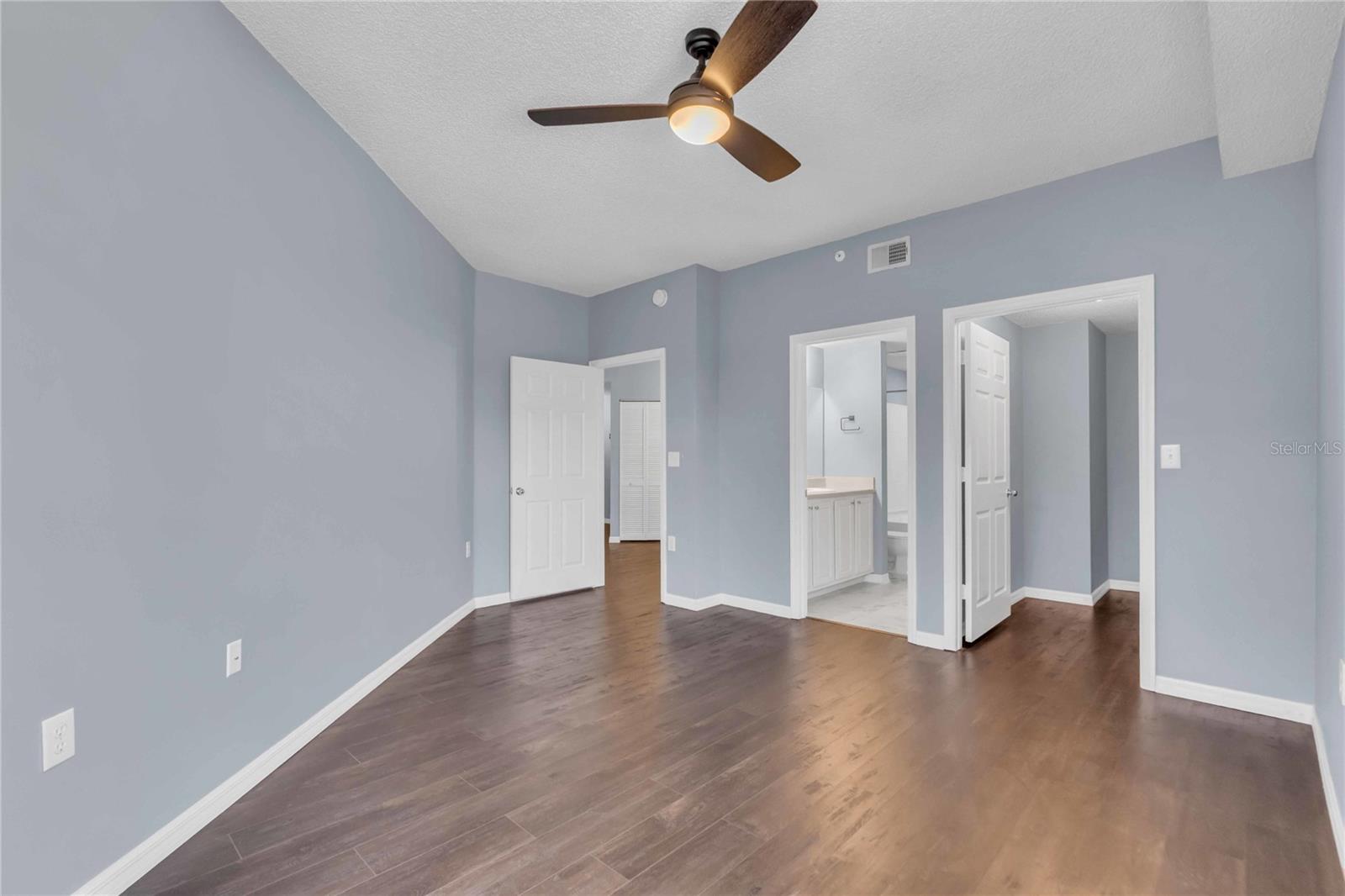 4763 Travini Cir #3-303 Property Photo 19