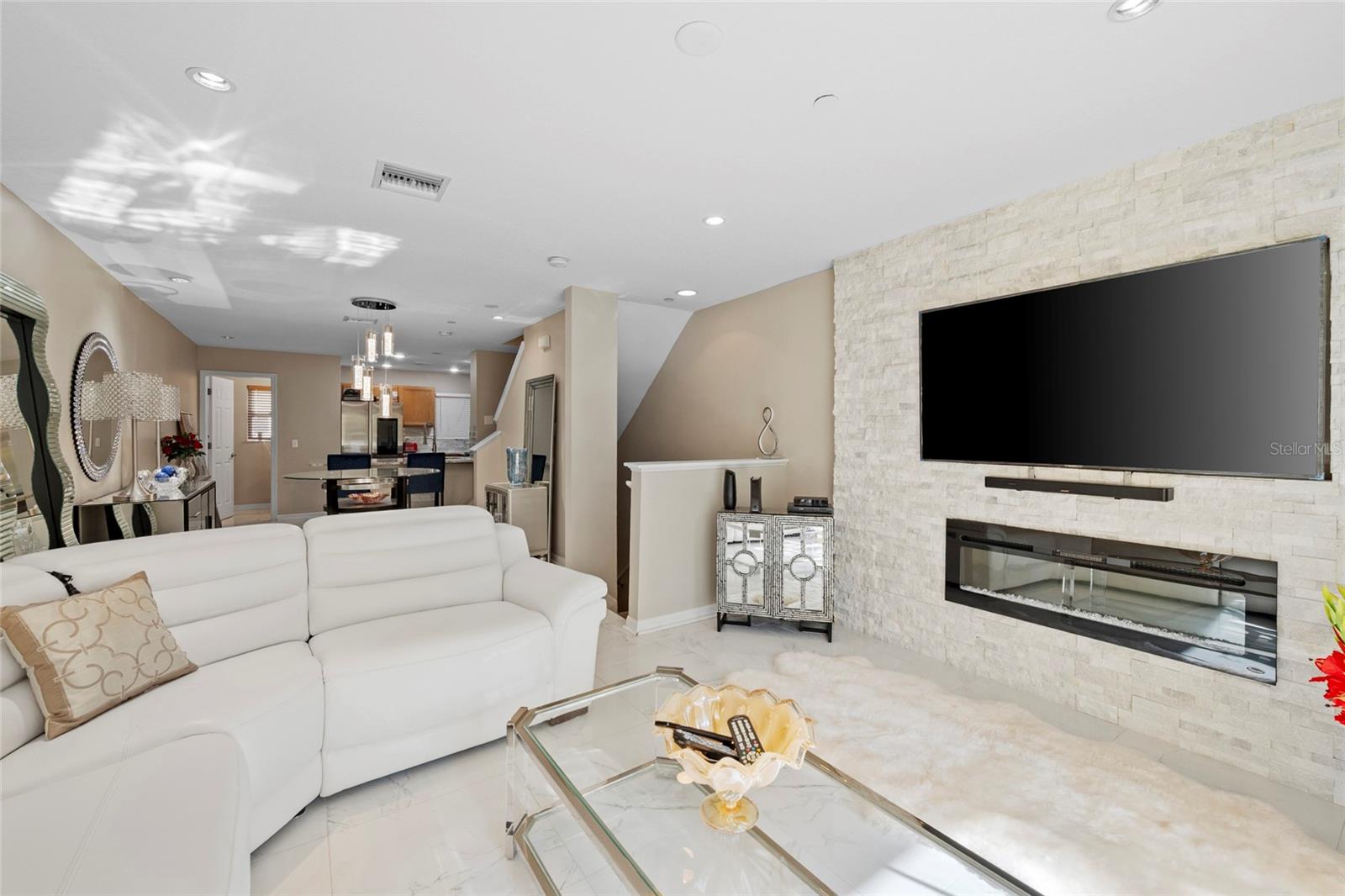 8825 White Sage Loop Property Photo 4