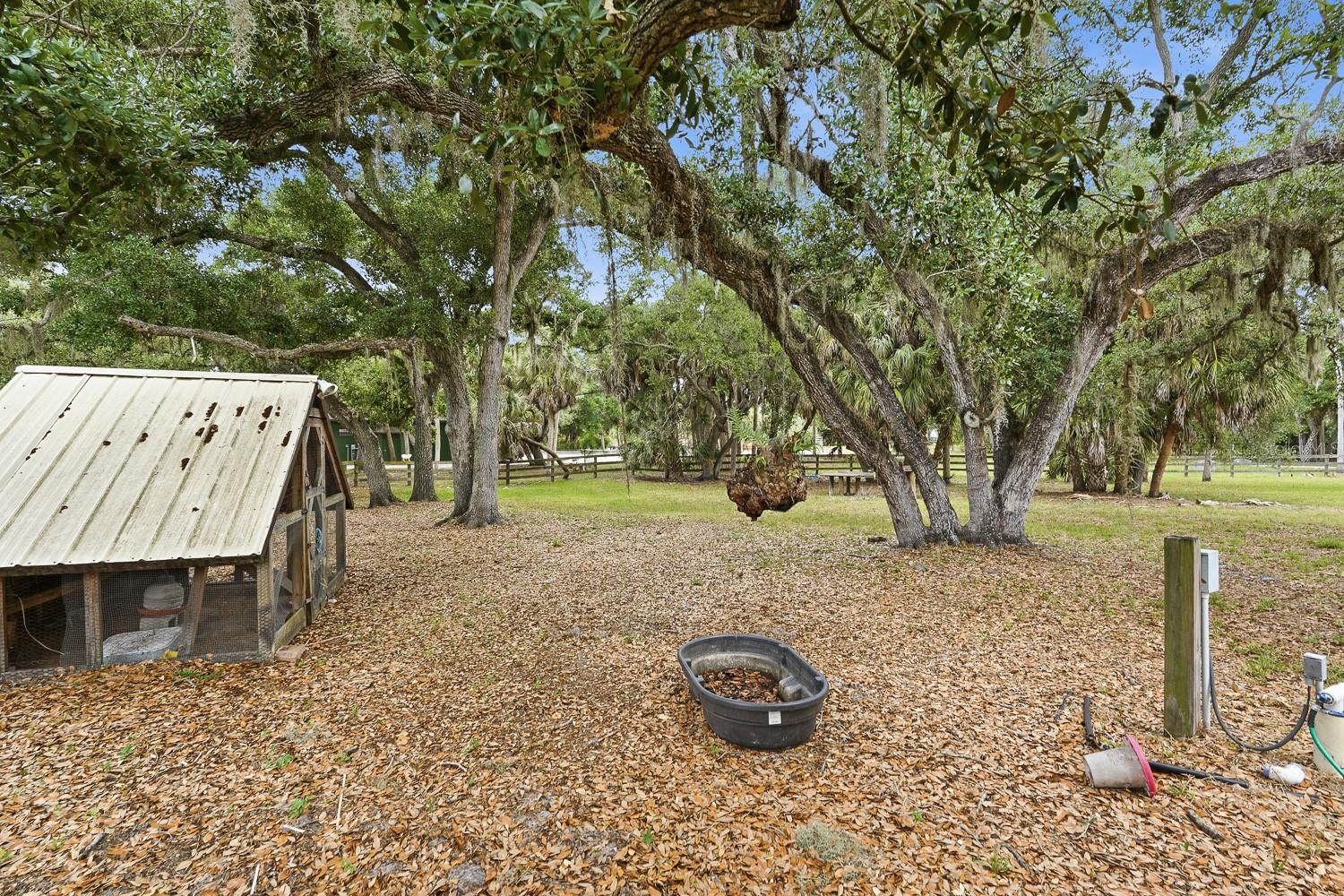Ranch Rd Property Photo 18