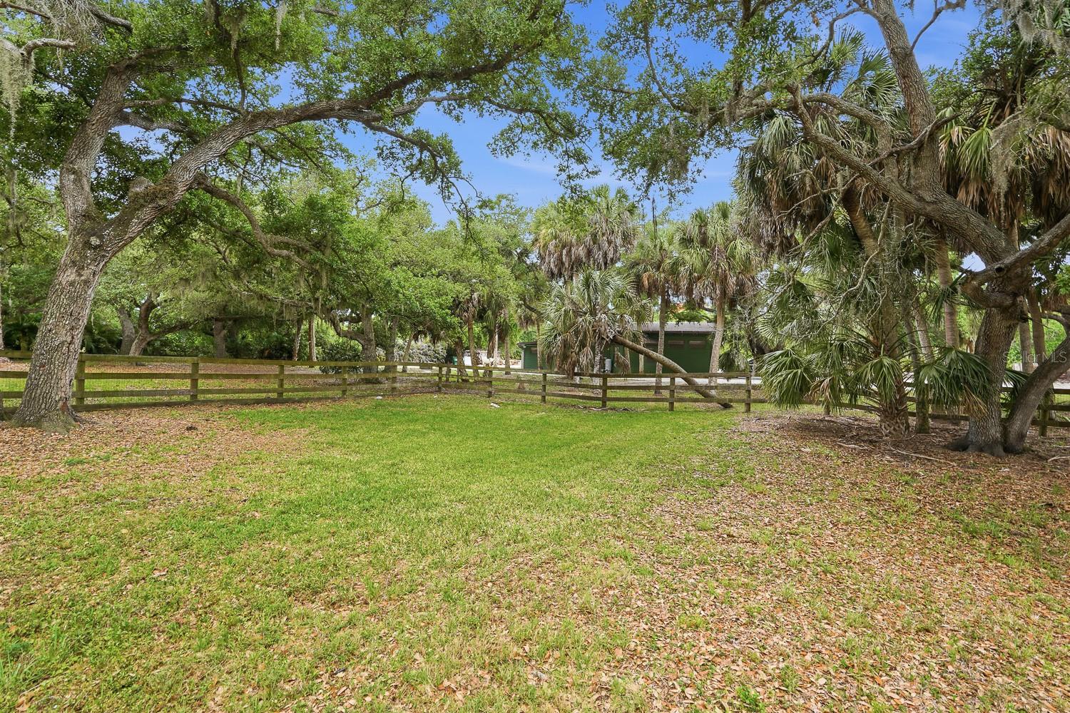 Ranch Rd Property Photo 20