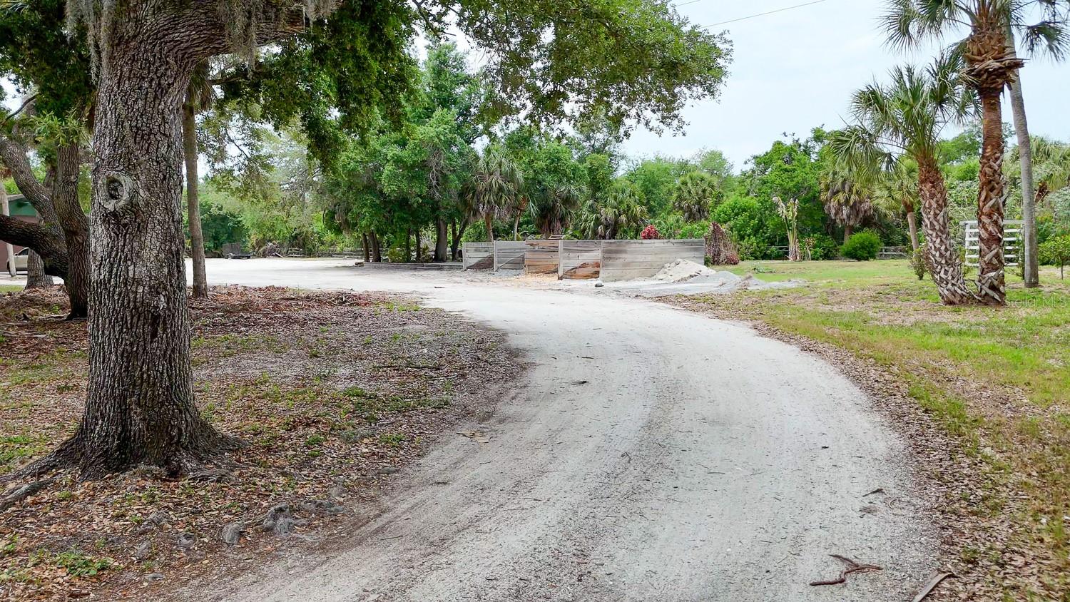 Ranch Rd Property Photo 32