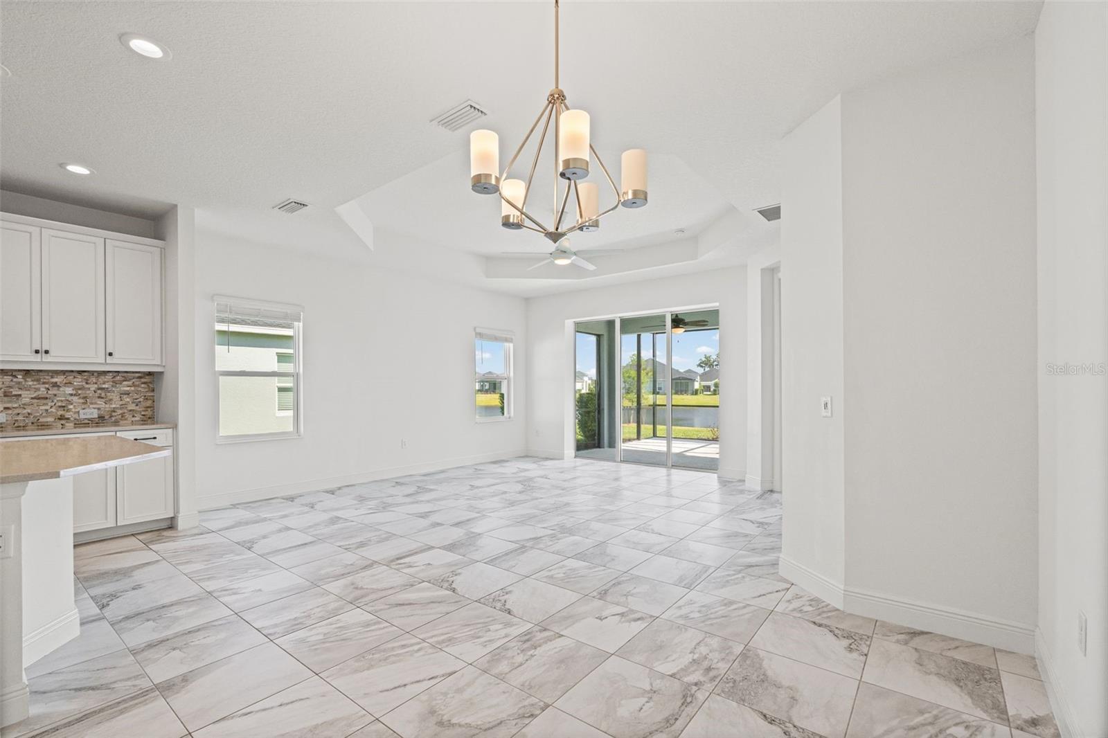 14632 Barefoot Ln Property Photo 16