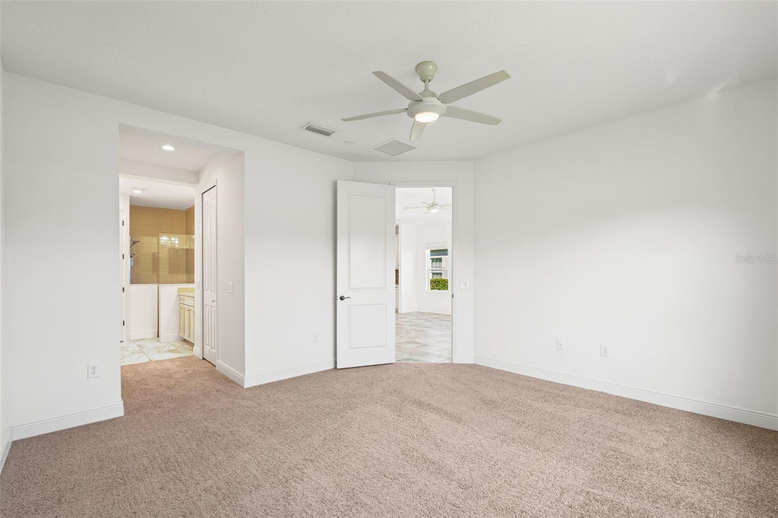 14632 Barefoot Ln Property Photo 23