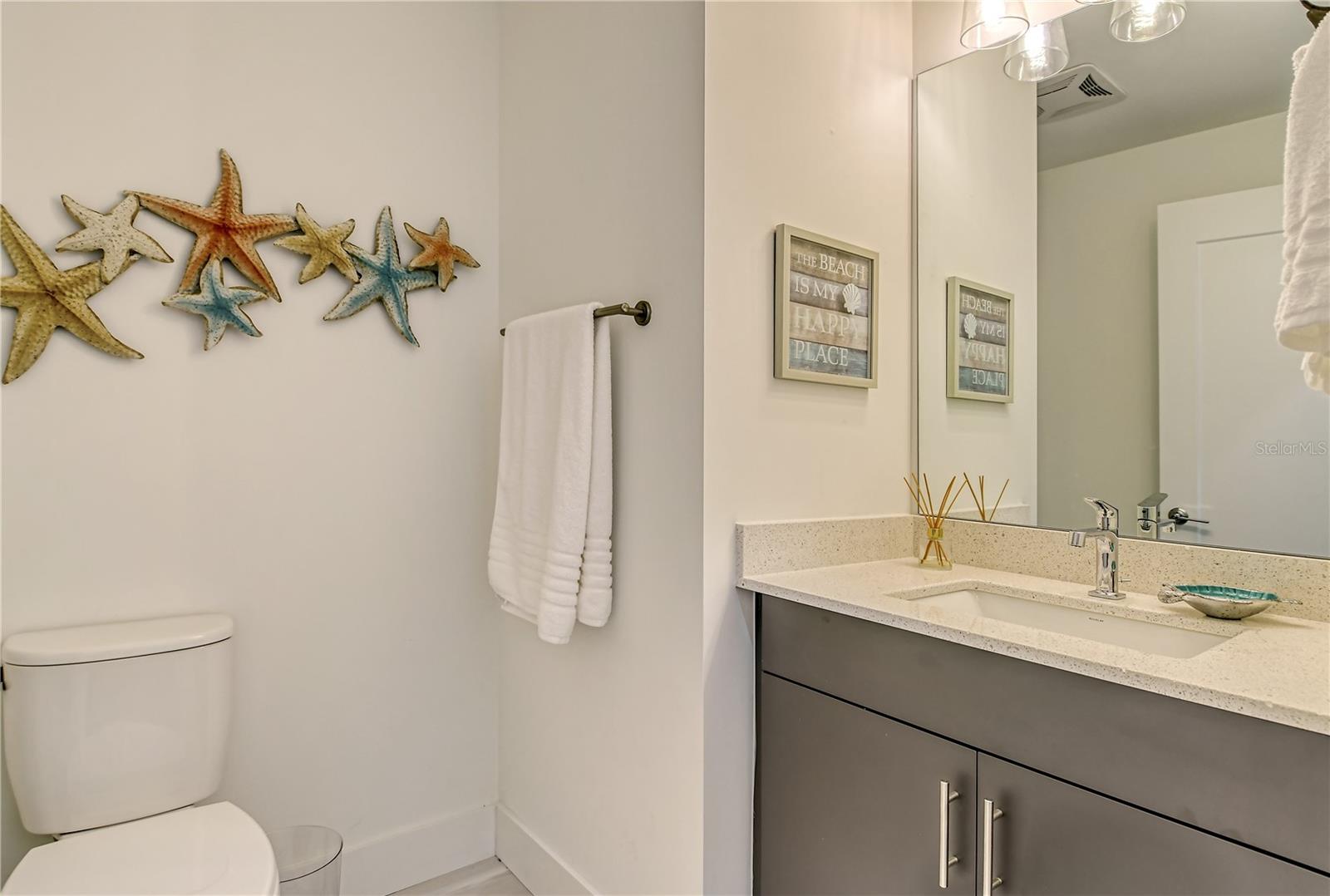 1709 N Tamiami Trl #221 Property Photo 20