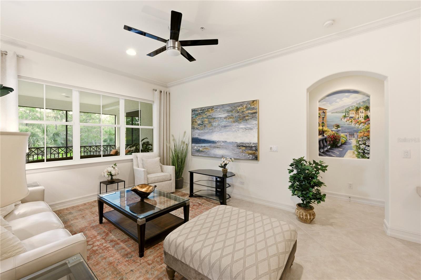 2843 Tiburon Blvd E #7-102 Property Photo 5