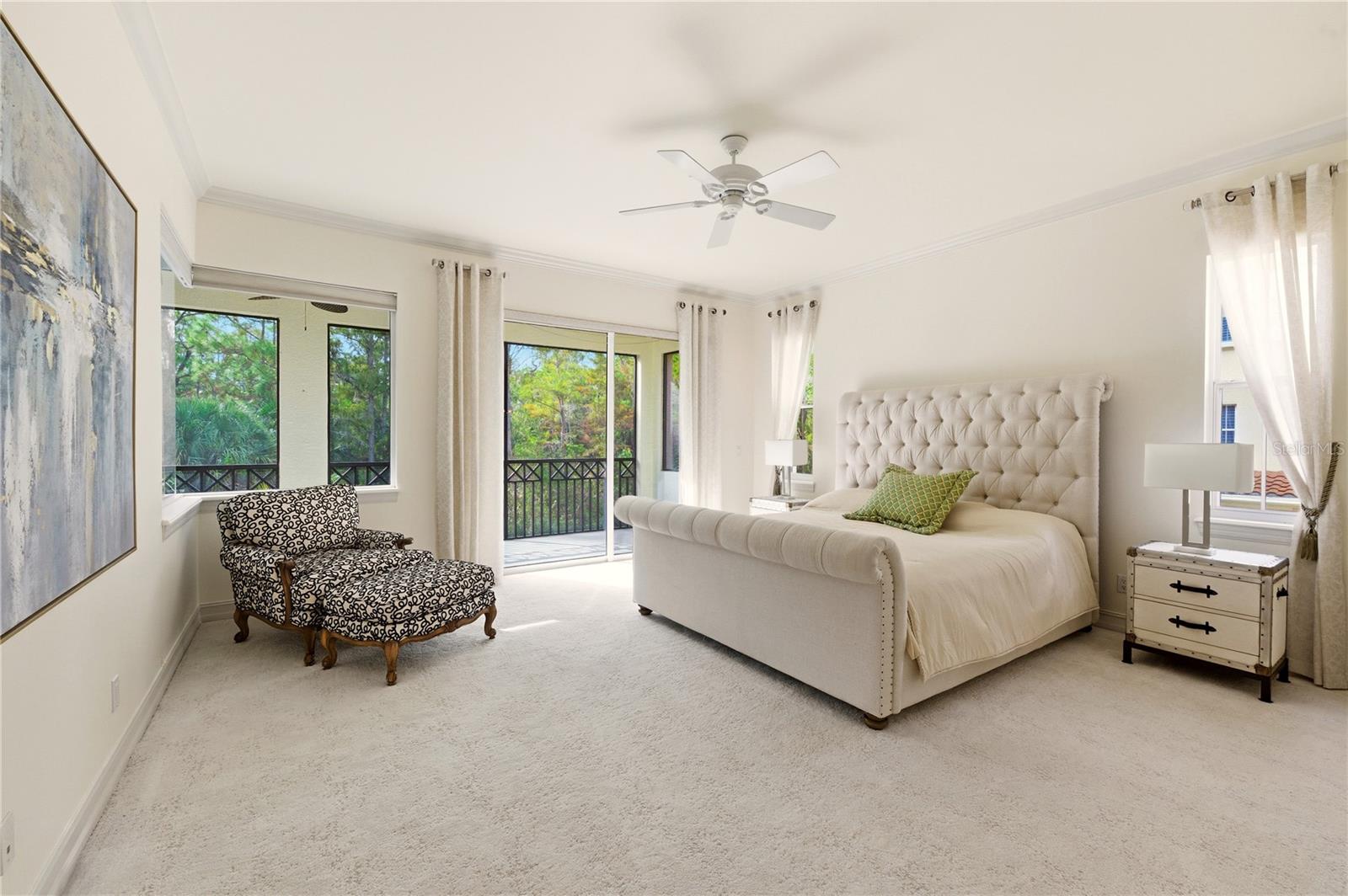 2843 Tiburon Blvd E #7-102 Property Photo 24