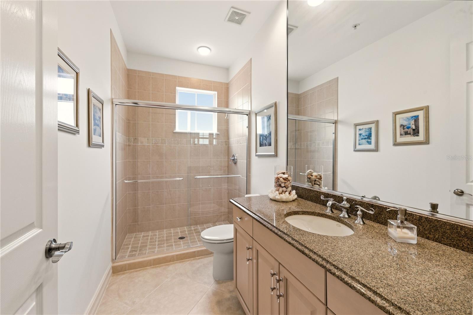 2843 Tiburon Blvd E #7-102 Property Photo 32