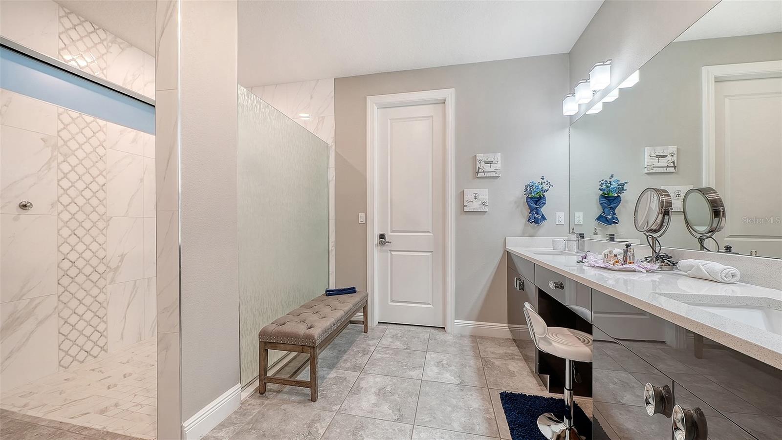 4921 Surfside Cir Property Photo 16