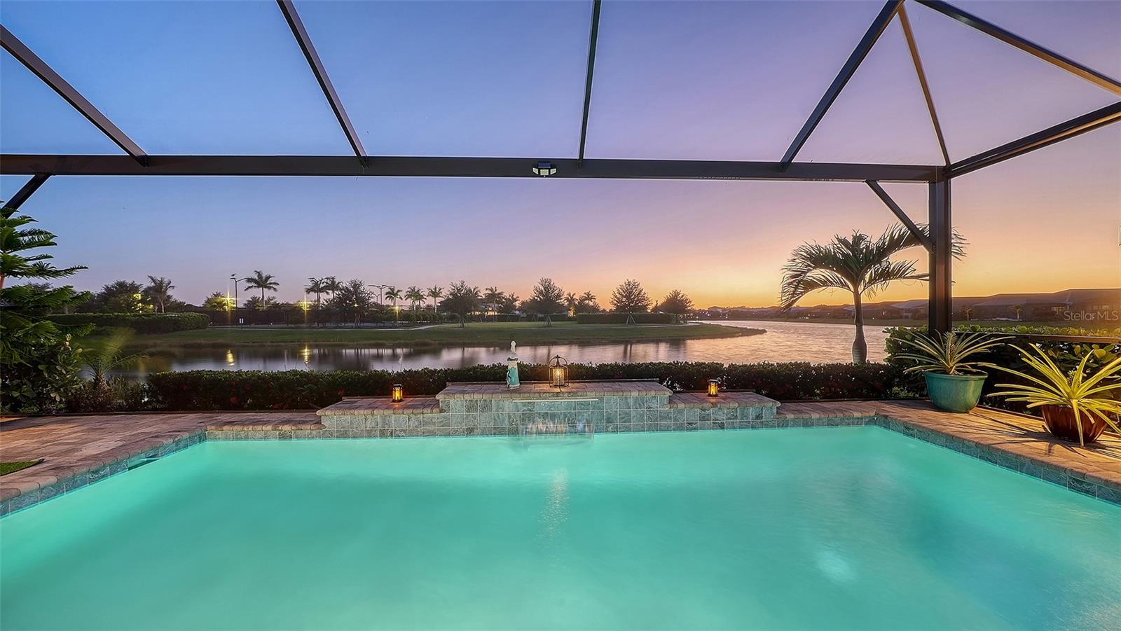 4921 Surfside Cir Property Photo 22