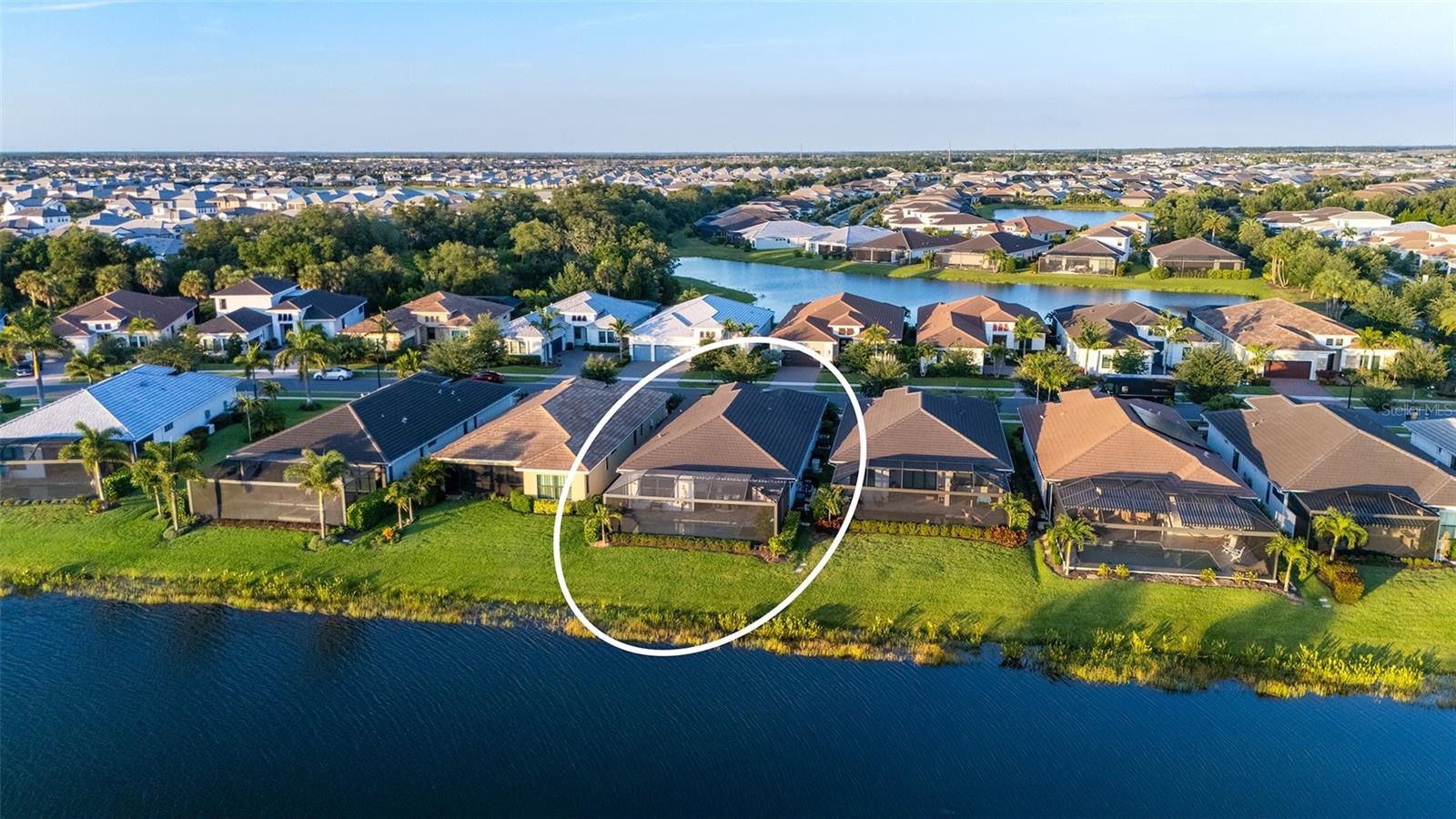4921 Surfside Cir Property Photo 25