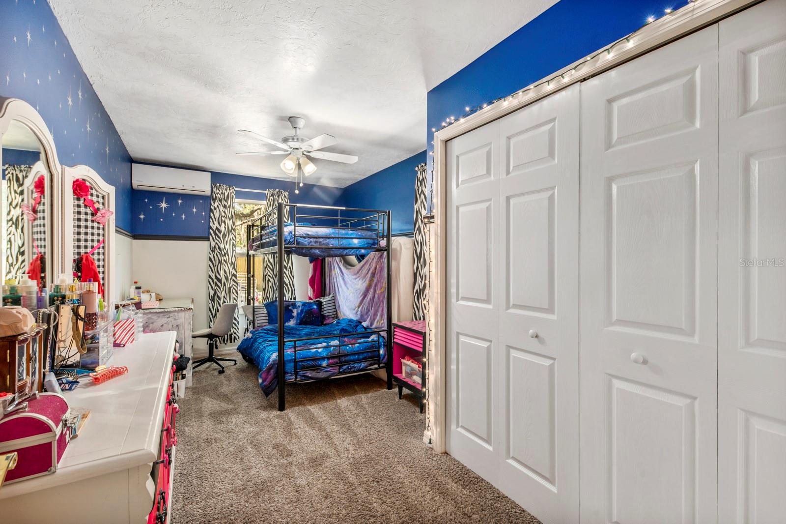 2352 Palm Ter Property Photo 30