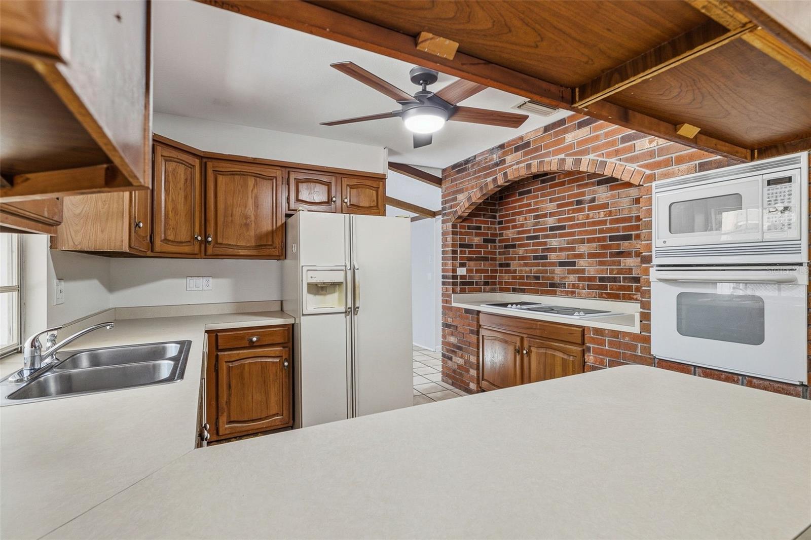 2749 Greendale Dr Property Photo 10
