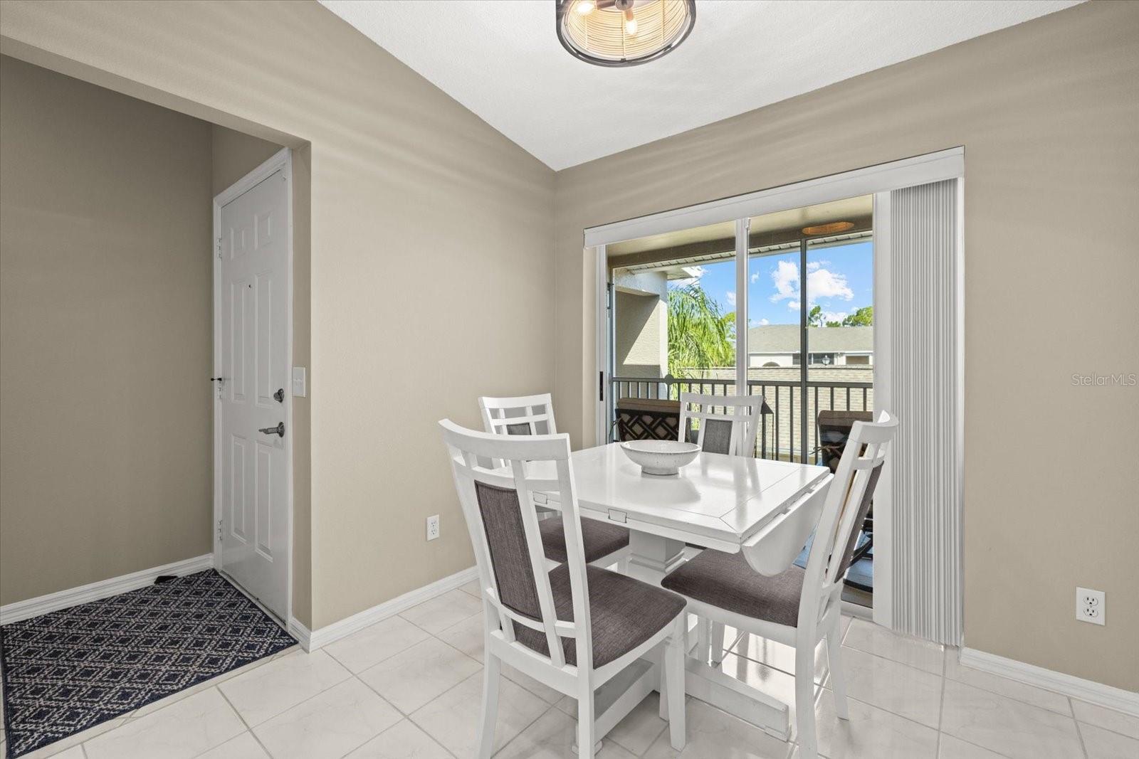 9550 High Gate Dr #1525 Property Photo 8