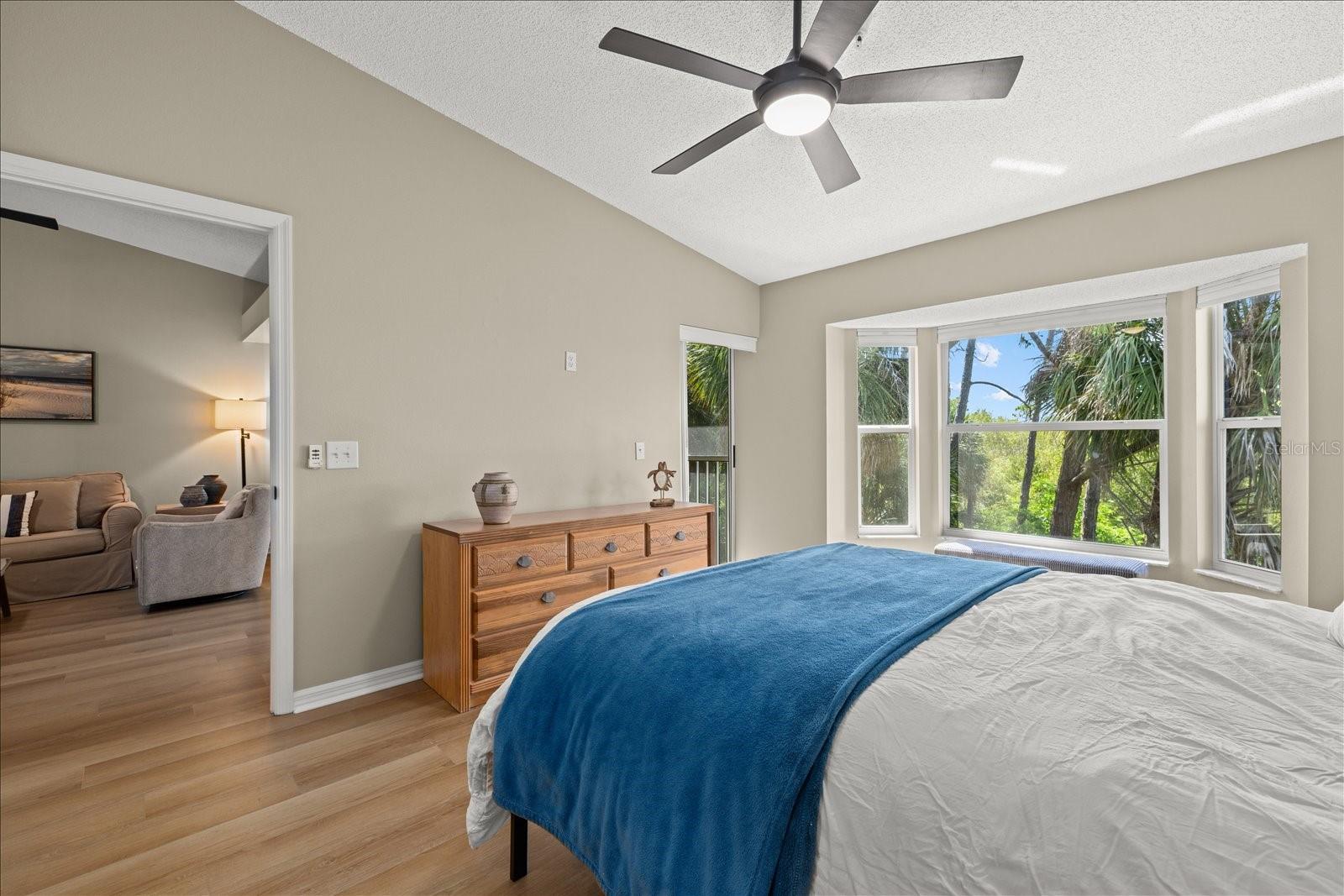 9550 High Gate Dr #1525 Property Photo 16