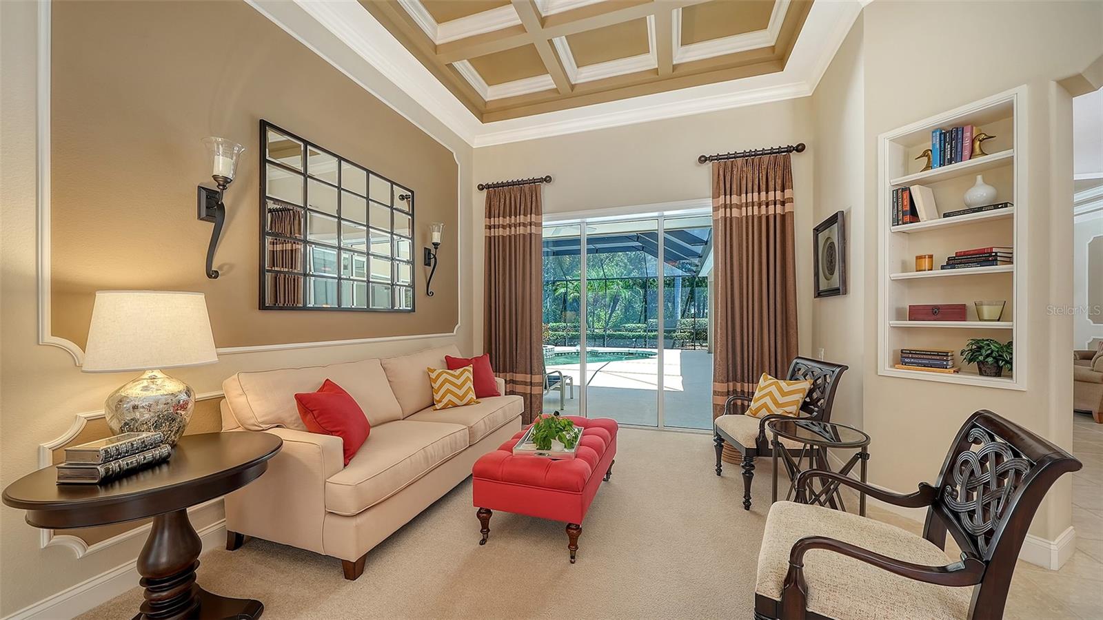 7507 Abbey Gln Property Photo 7