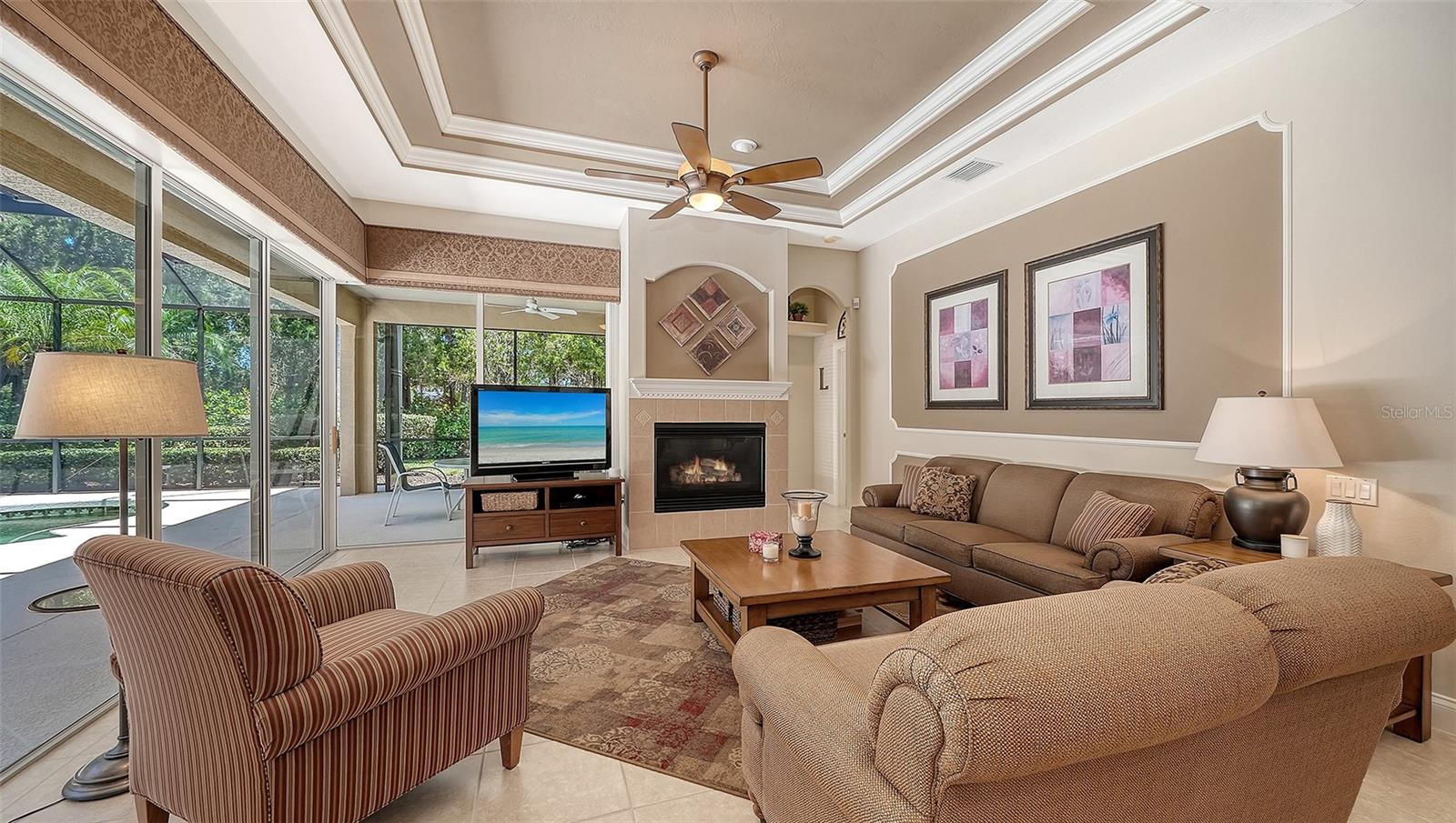 7507 Abbey Gln Property Photo 12