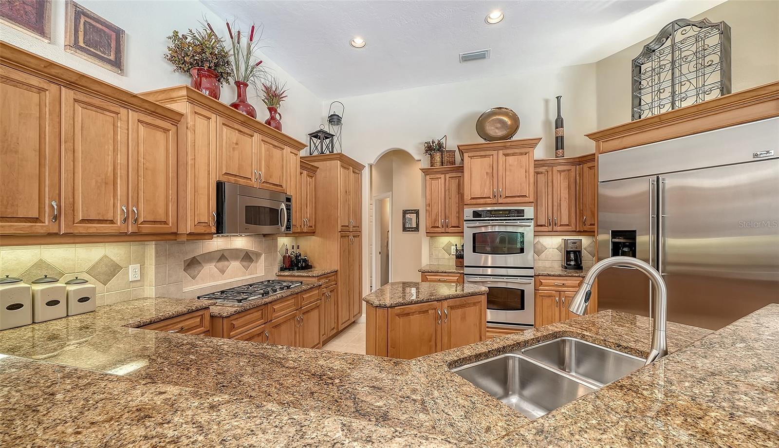 7507 Abbey Gln Property Photo 17