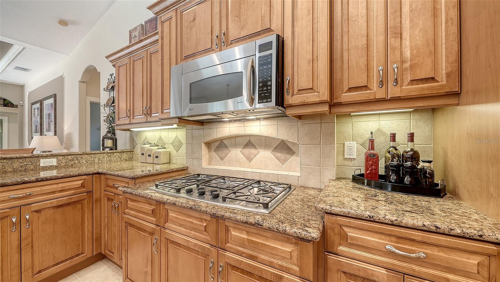 7507 Abbey Gln Property Photo 18
