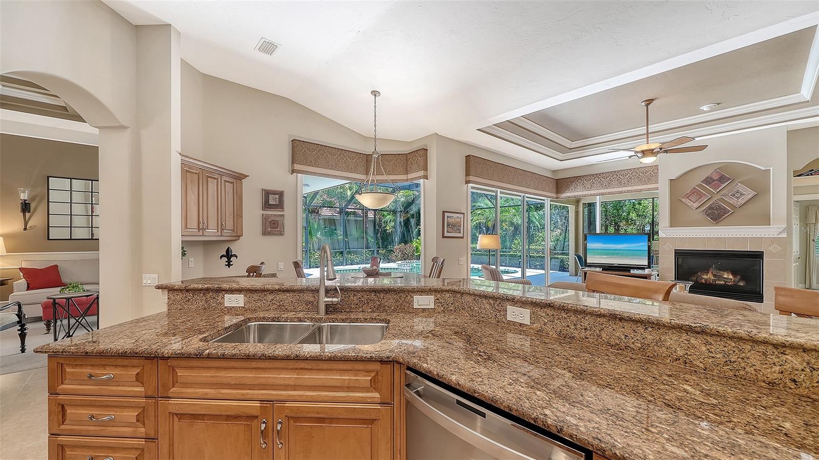 7507 Abbey Gln Property Photo 21